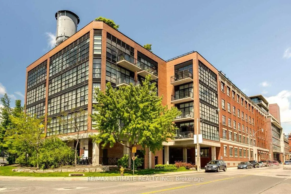 Front of Unit 523, 68 Broadview Avenue