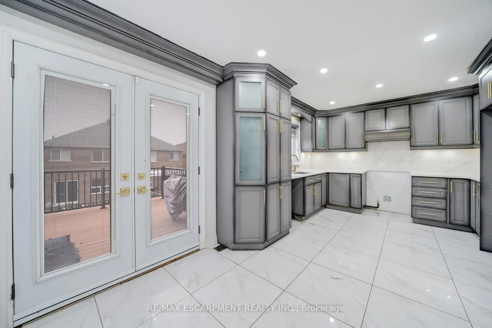 Photo 7 of 84 Andriana Crescent, Markham, Box Grove — HOMEH