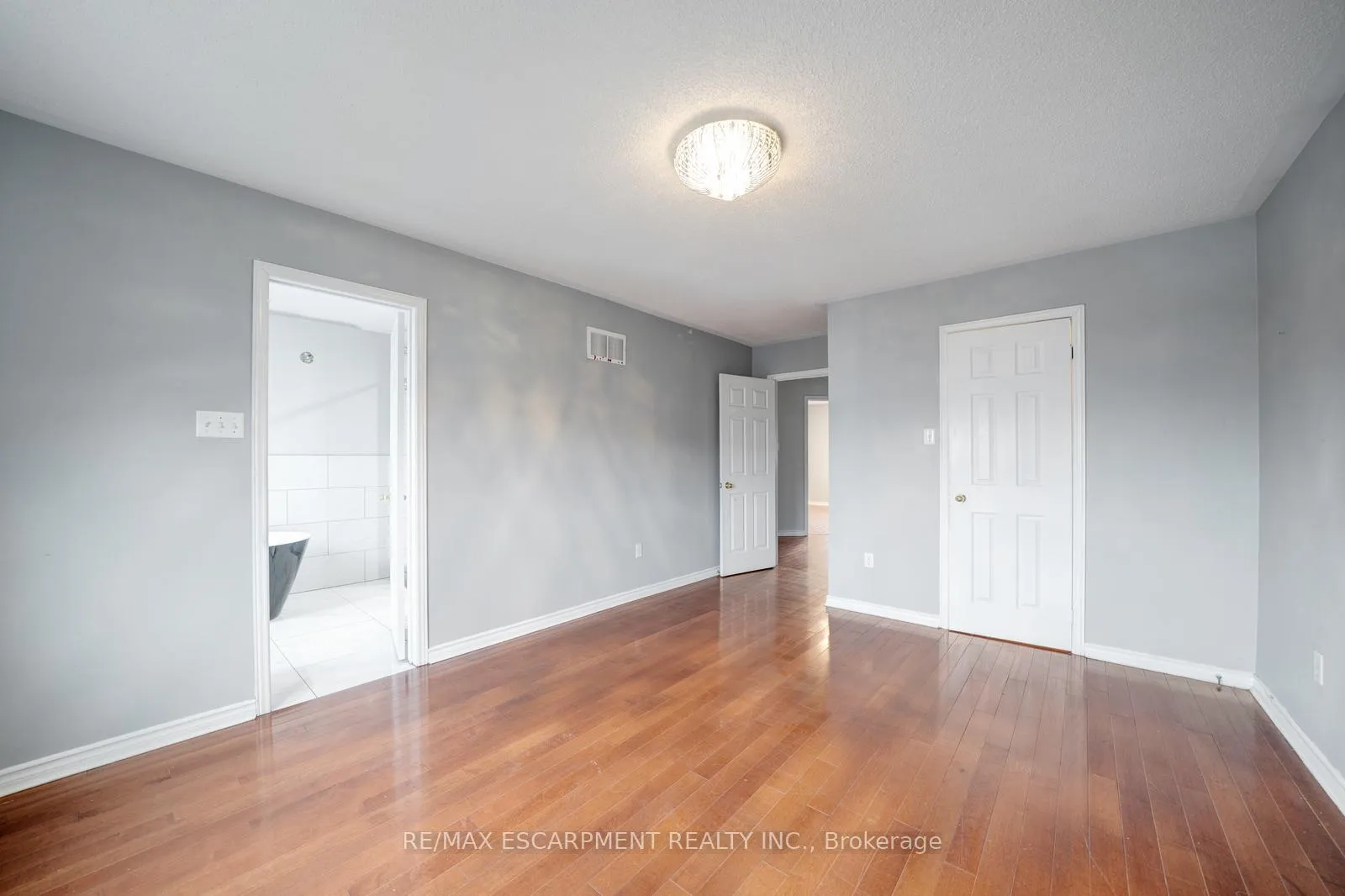 Photo 16 of 84 Andriana Crescent, Markham, Box Grove — HOMEH