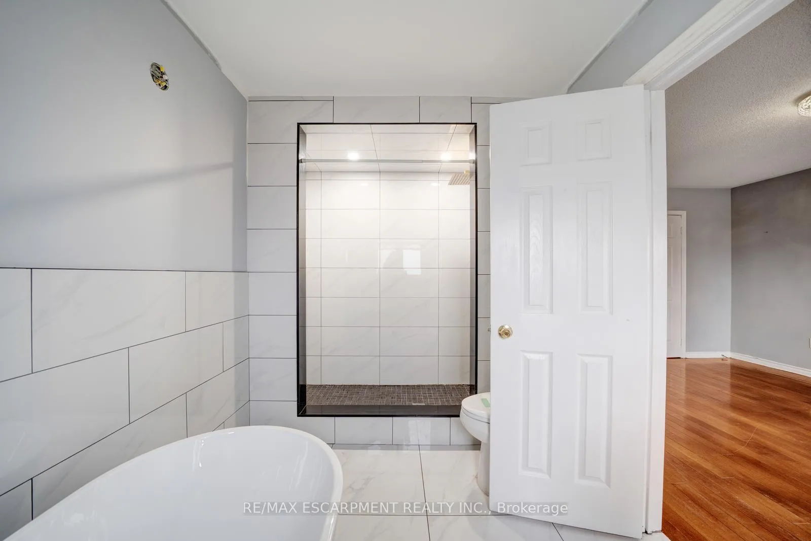 Photo 19 of 84 Andriana Crescent, Markham, Box Grove — HOMEH