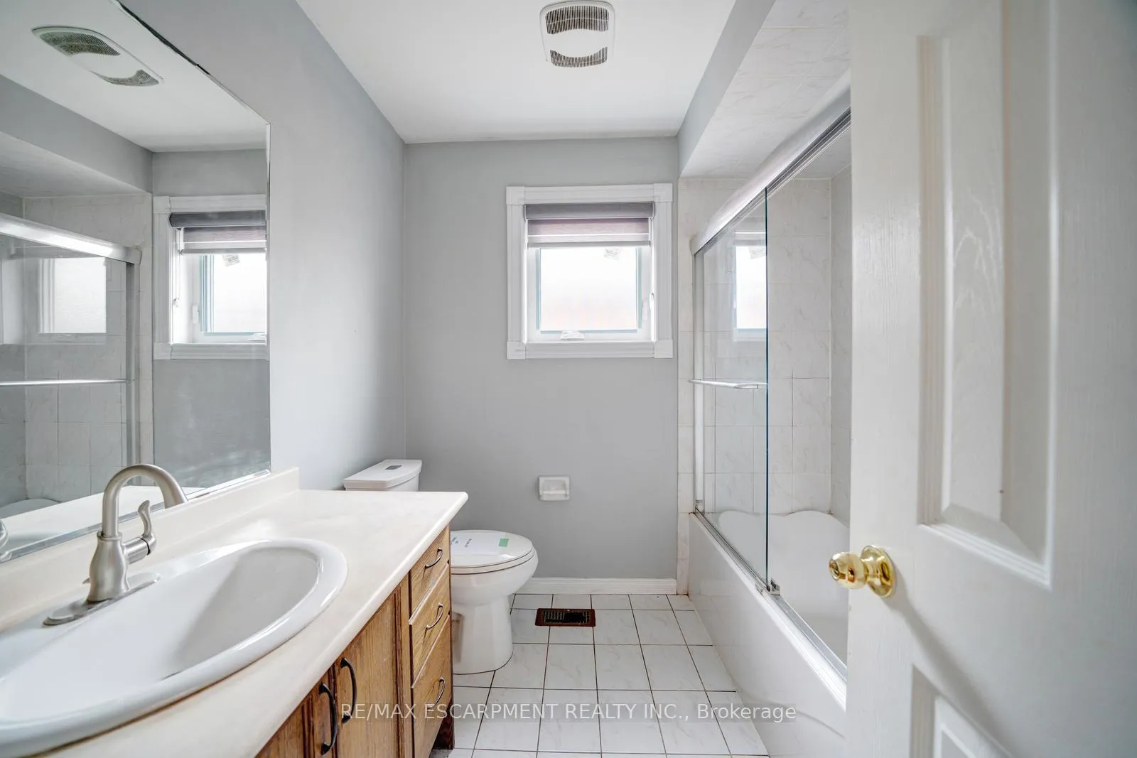 Photo 27 of 84 Andriana Crescent, Markham, Box Grove — HOMEH