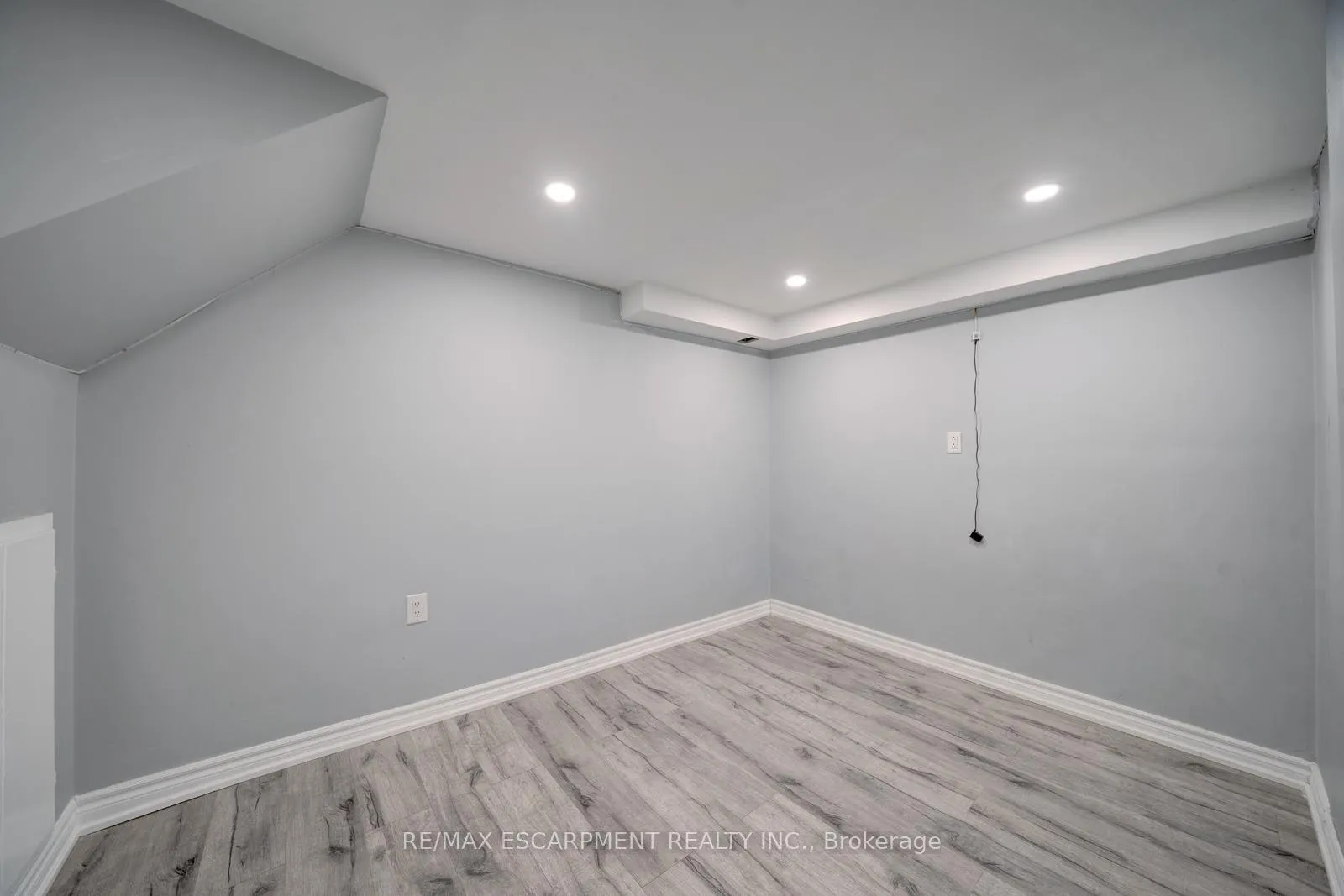 Photo 33 of 84 Andriana Crescent, Markham, Box Grove — HOMEH