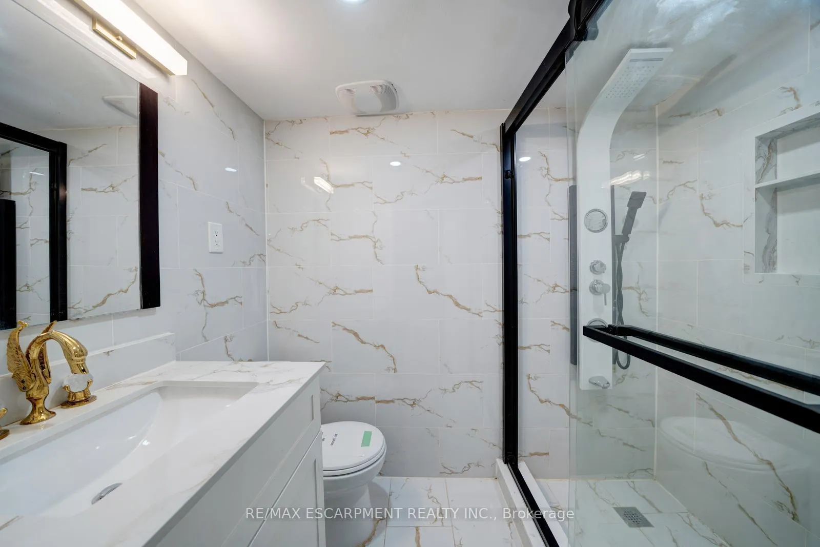 Photo 37 of 84 Andriana Crescent, Markham, Box Grove — HOMEH