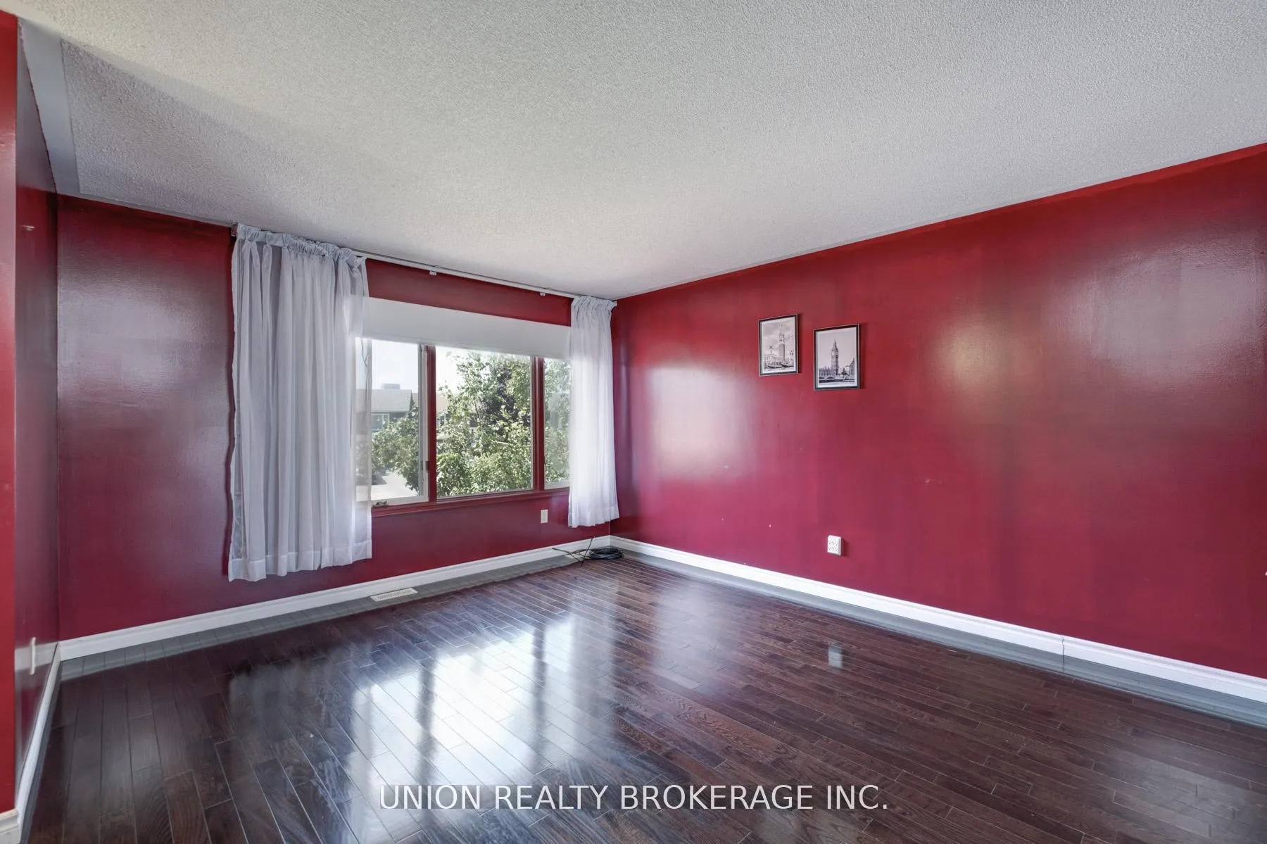 Photo 7 of 18 Birch Crescent, Kawartha Lakes, Bobcaygeon — HOMEH