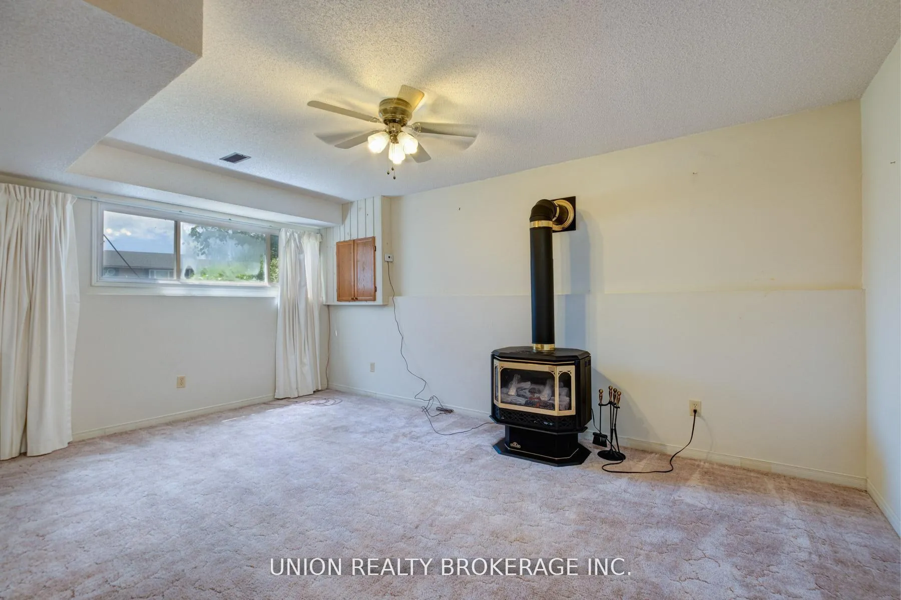 Photo 19 of 18 Birch Crescent, Kawartha Lakes, Bobcaygeon — HOMEH