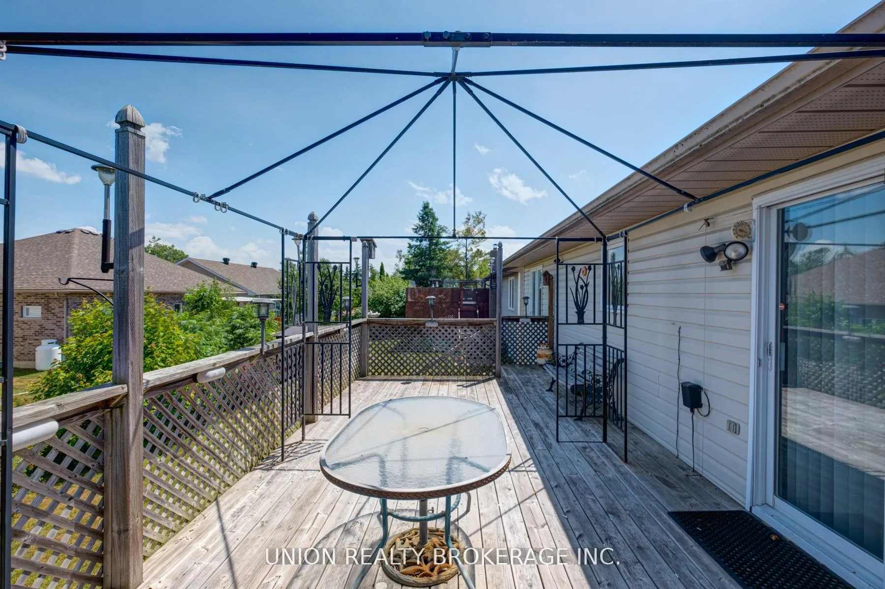 Photo 24 of 18 Birch Crescent, Kawartha Lakes, Bobcaygeon — HOMEH