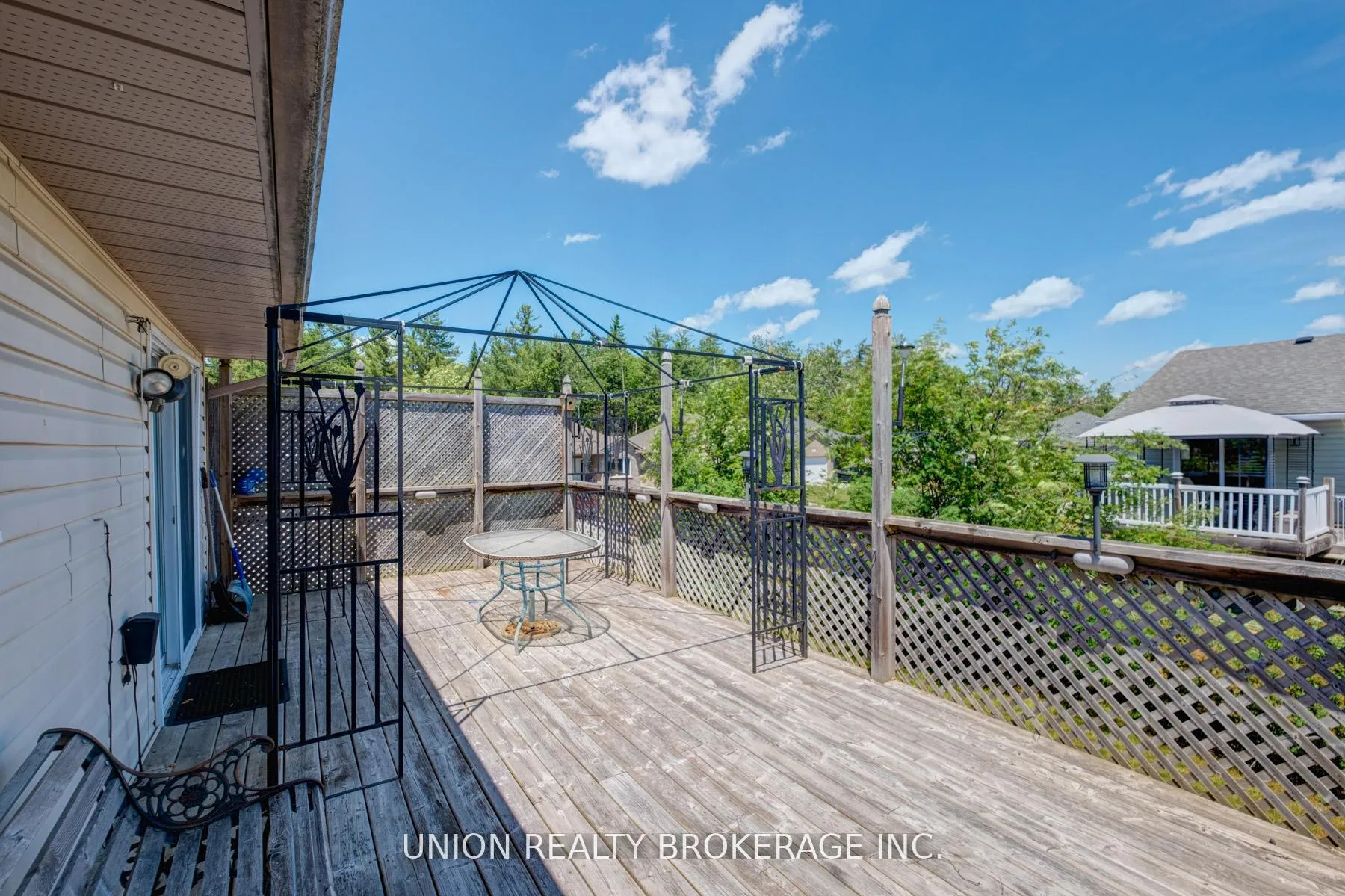 Photo 25 of 18 Birch Crescent, Kawartha Lakes, Bobcaygeon — HOMEH