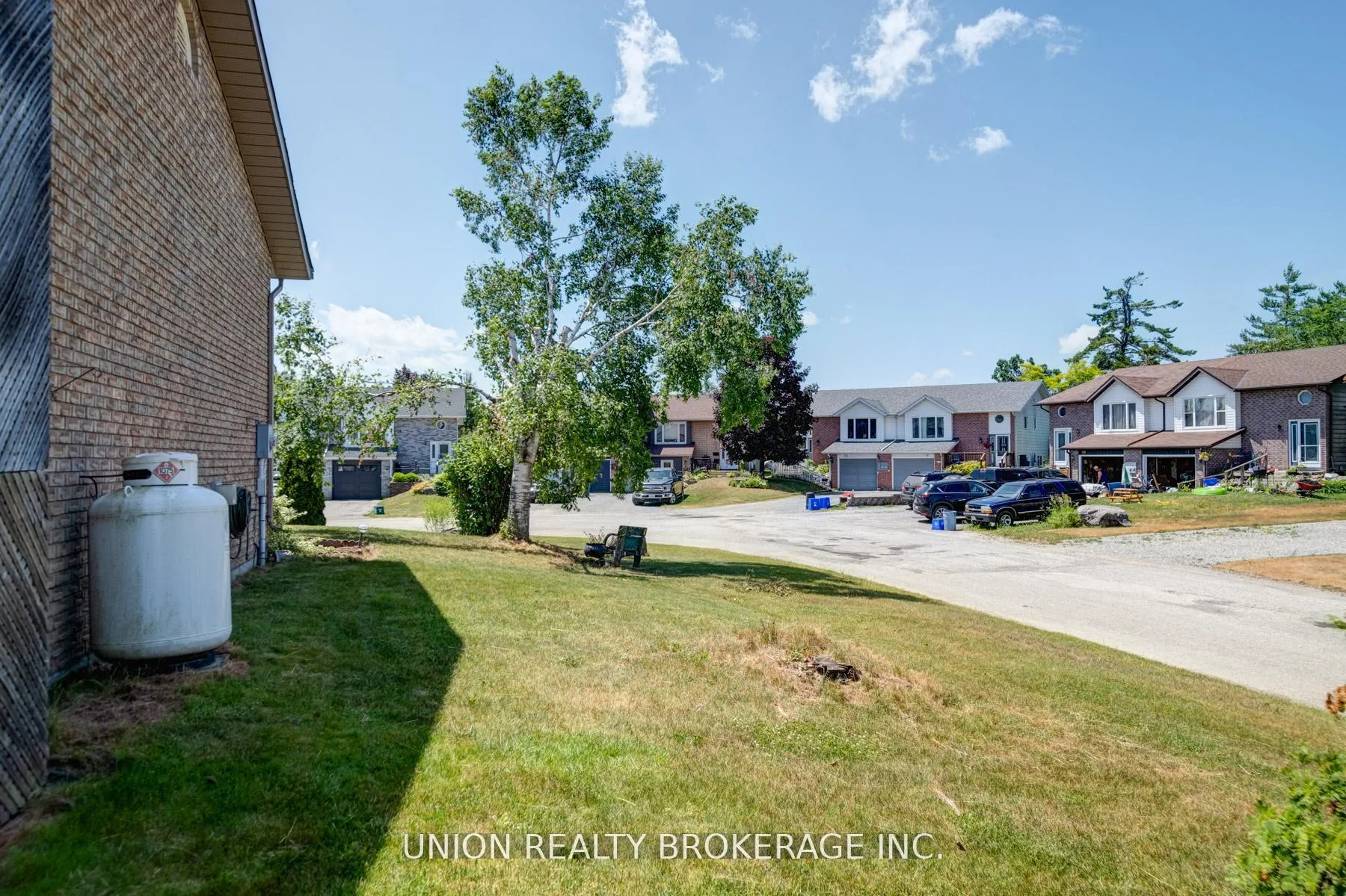 Photo 28 of 18 Birch Crescent, Kawartha Lakes, Bobcaygeon — HOMEH