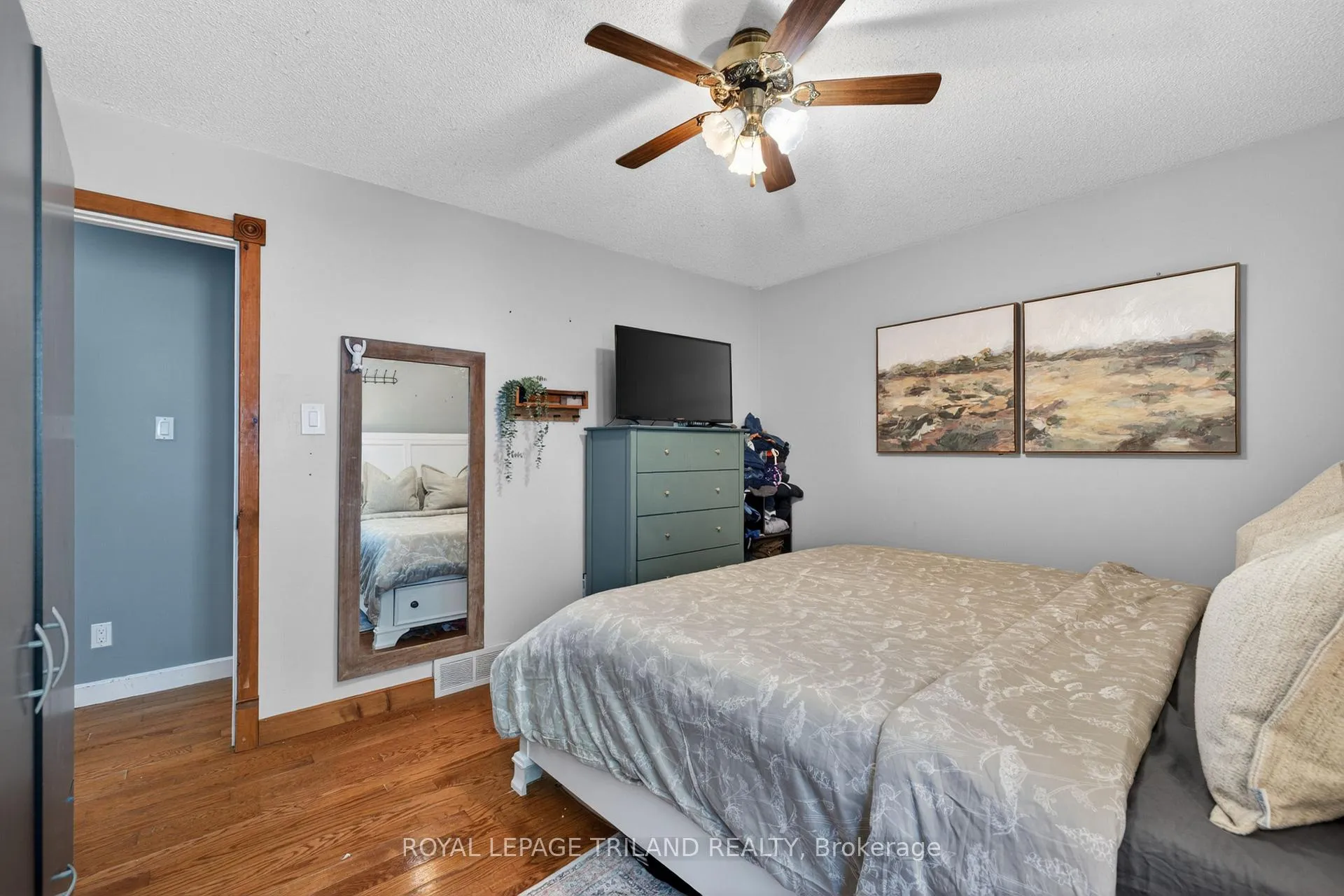 Photo 12 of 24 Farmington Avenue, Aylmer — HOMEH