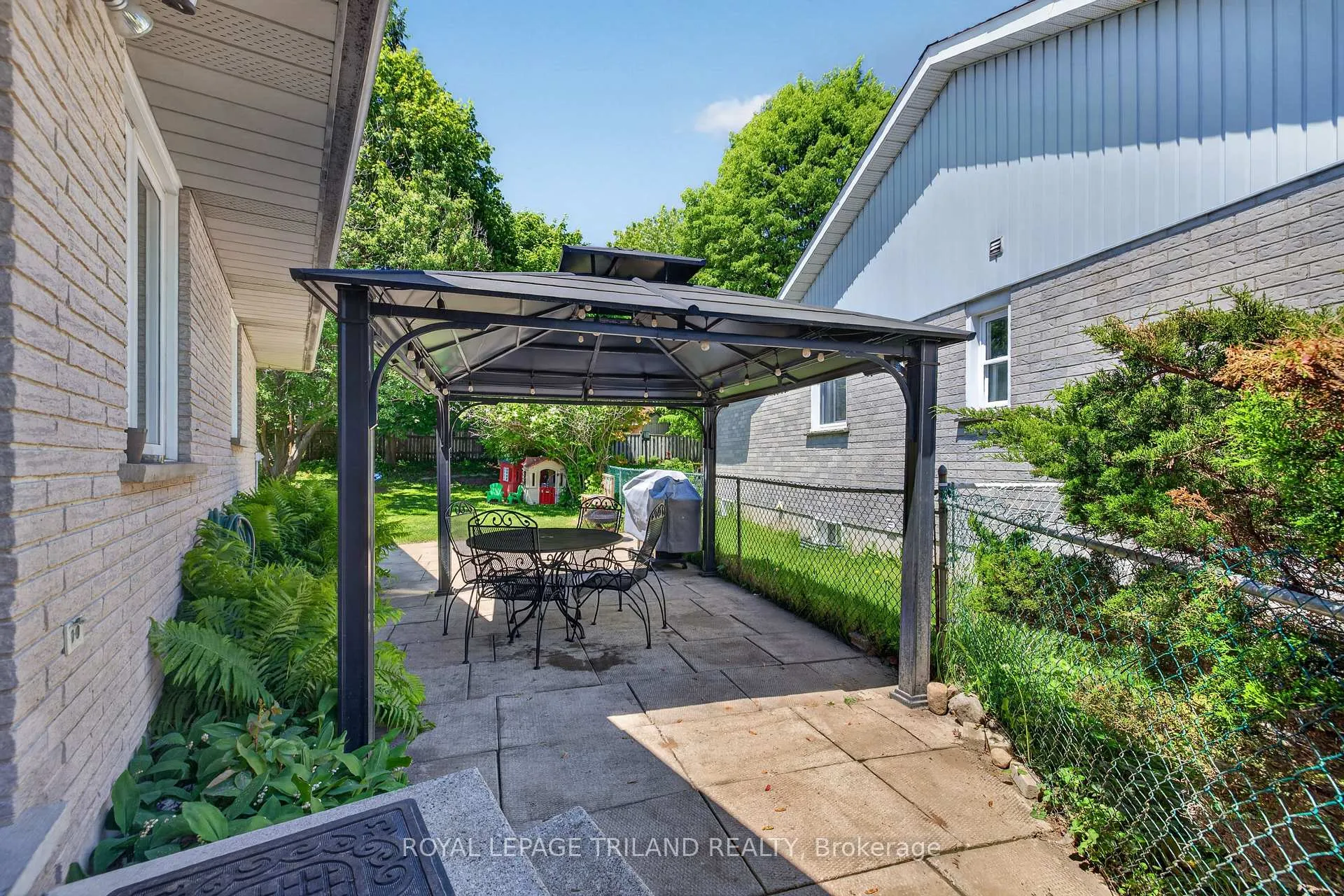 Photo 27 of 24 Farmington Avenue, Aylmer — HOMEH