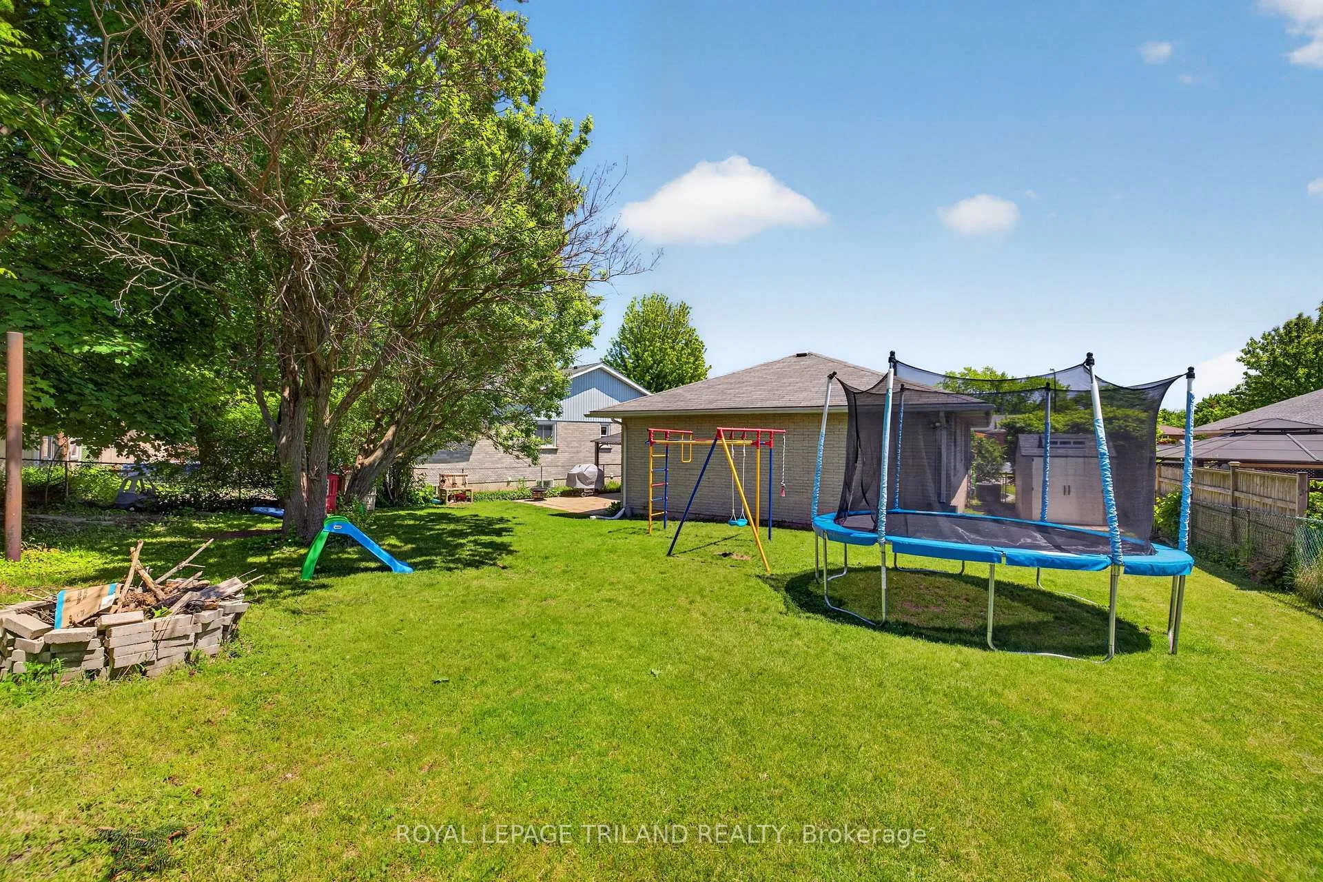 Photo 30 of 24 Farmington Avenue, Aylmer — HOMEH