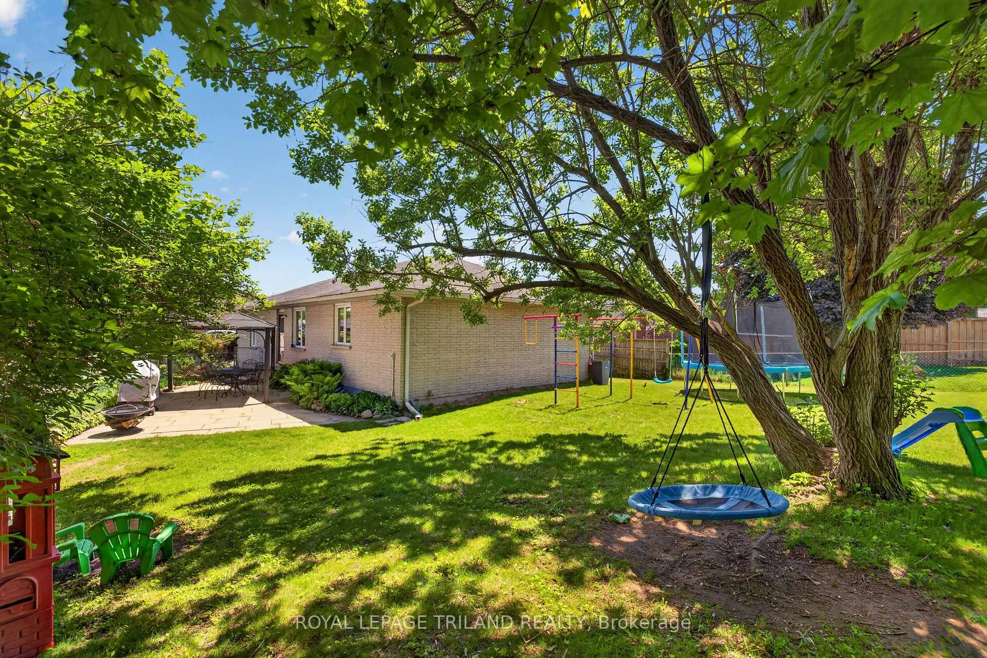Photo 31 of 24 Farmington Avenue, Aylmer — HOMEH