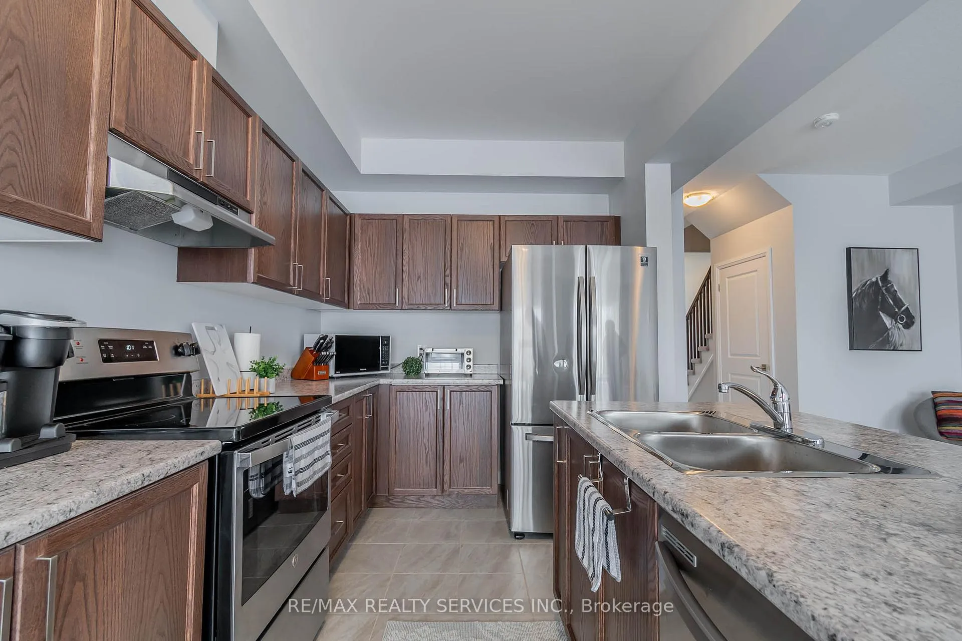 Photo 30 of 6763 Cropp Street E, Niagara Falls, Morrison — HOMEH
