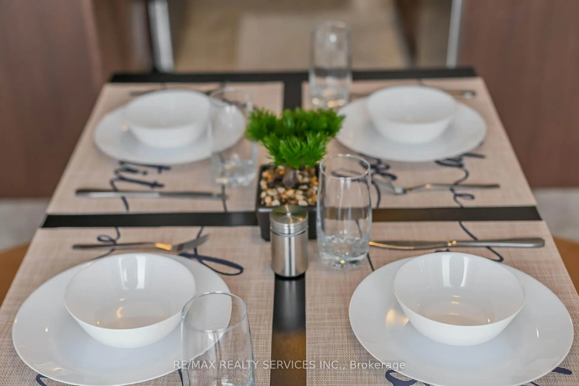 Photo 38 of 6763 Cropp Street E, Niagara Falls, Morrison — HOMEH