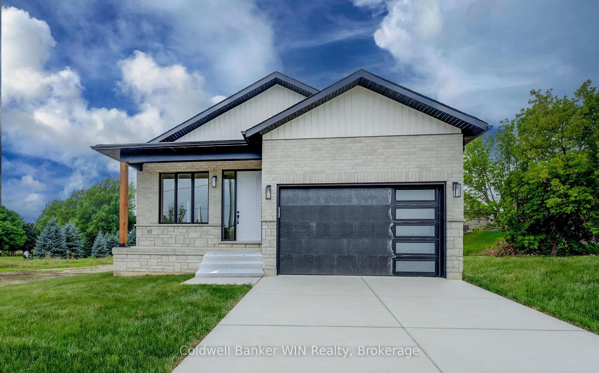 Photo of 647 Martin Street