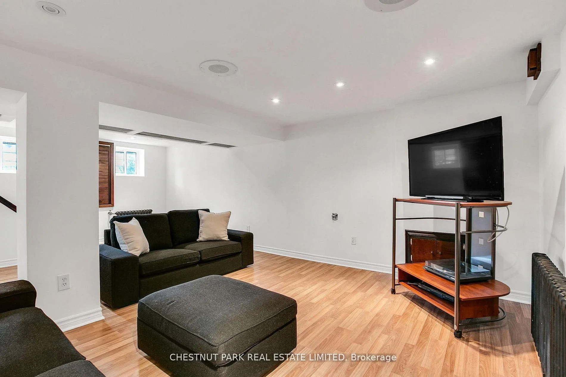 Photo 33 of 4 Biggar Avenue, Toronto, Wychwood — HOMEH