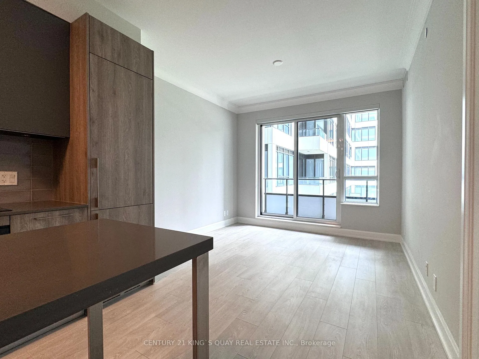 Photo 7 of Unit 331, 38 Waterwalk Drive, Markham, Unionville — HOMEH
