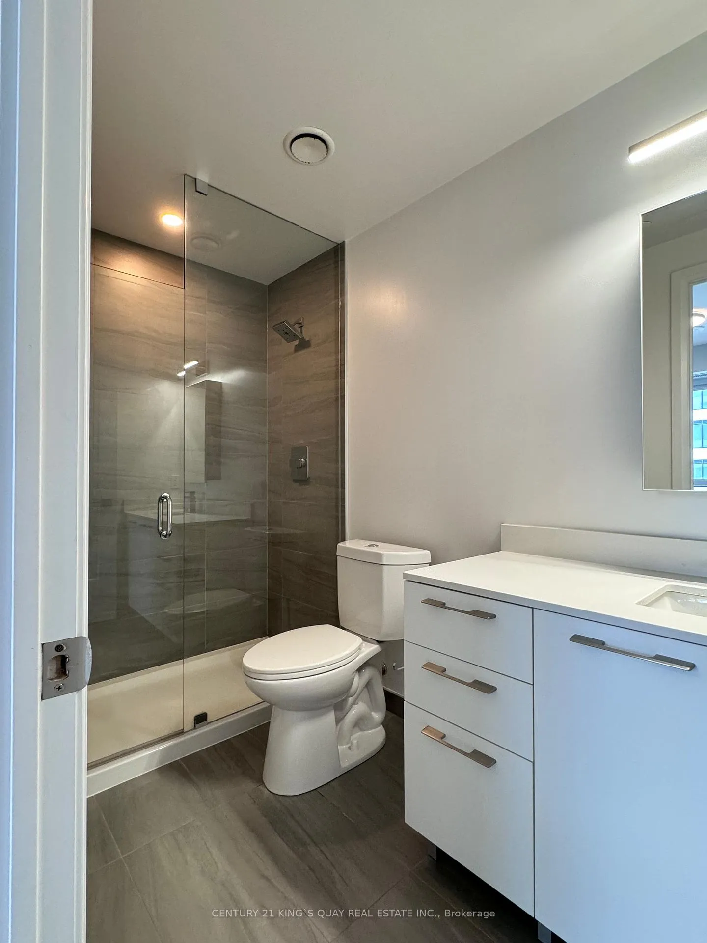 Photo 15 of Unit 331, 38 Waterwalk Drive, Markham, Unionville — HOMEH