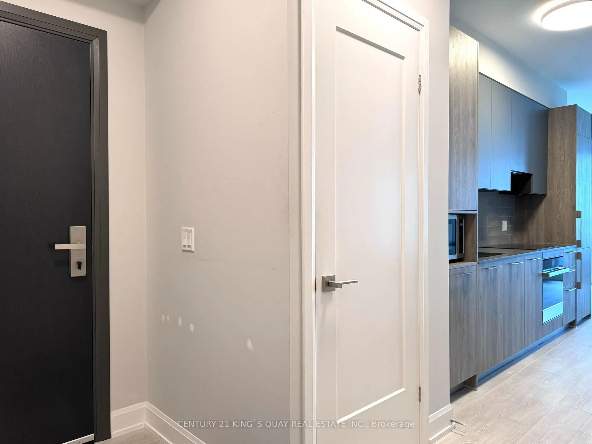 Photo 18 of Unit 331, 38 Waterwalk Drive, Markham, Unionville — HOMEH