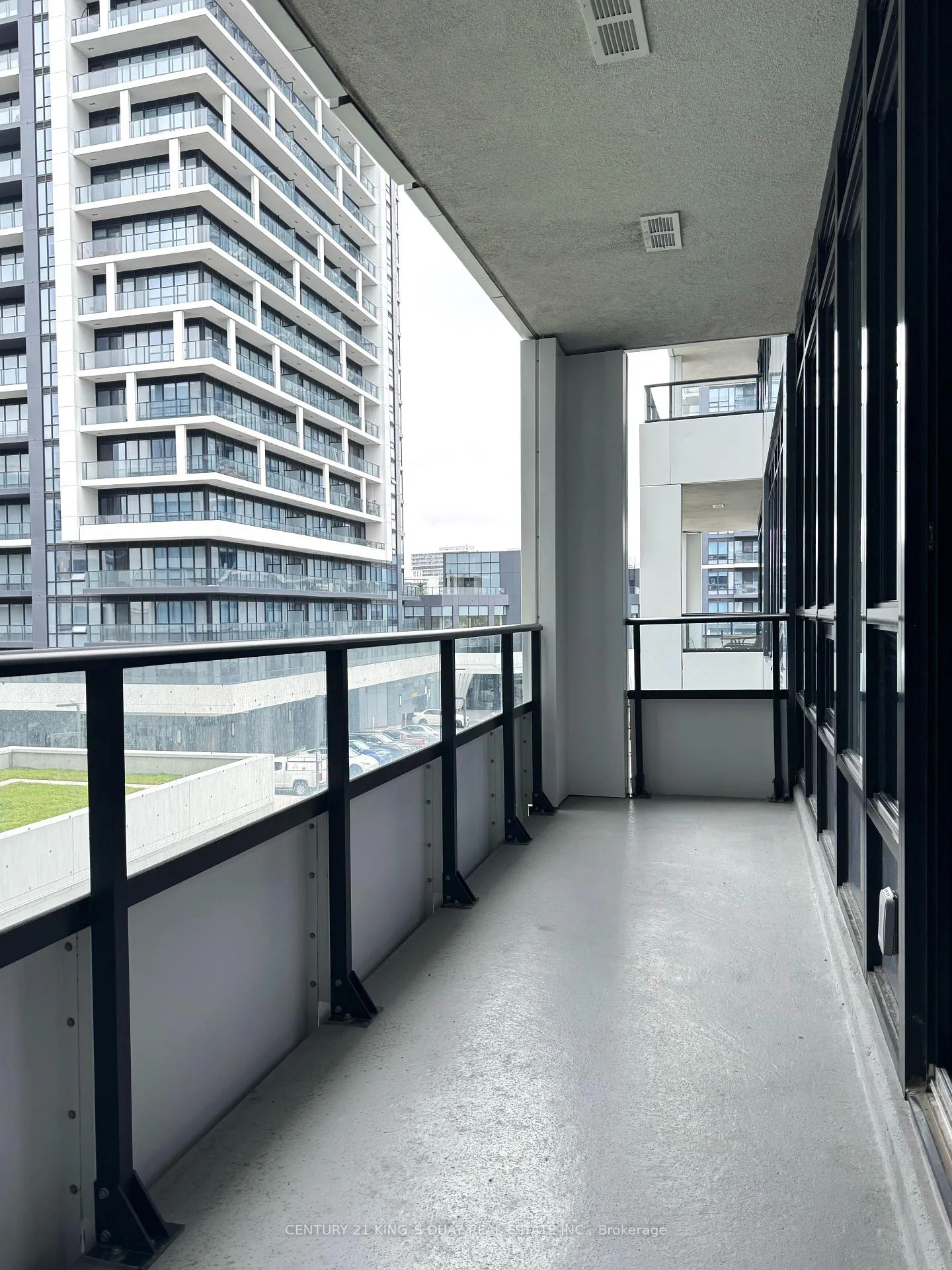 Photo 21 of Unit 331, 38 Waterwalk Drive, Markham, Unionville — HOMEH