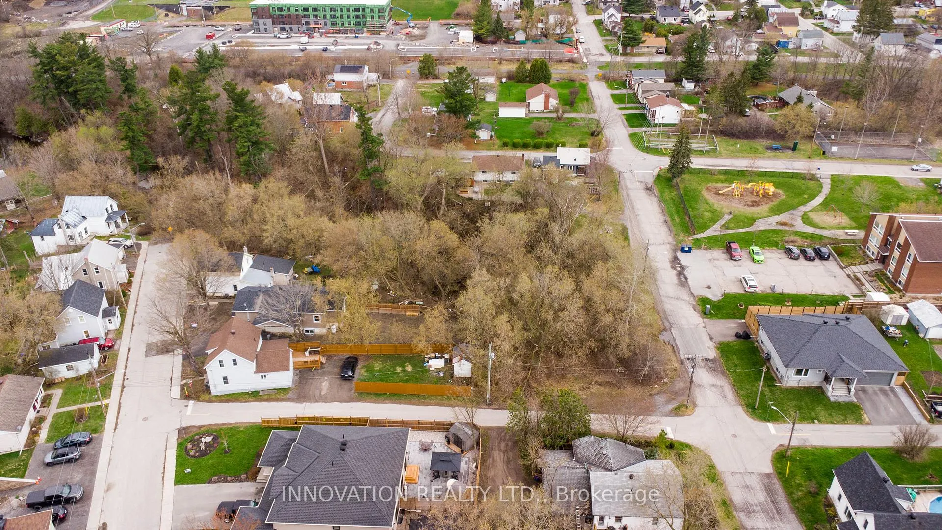 Photo 8 of 56 Thomas Street N, Arnprior, Arnprior — HOMEH