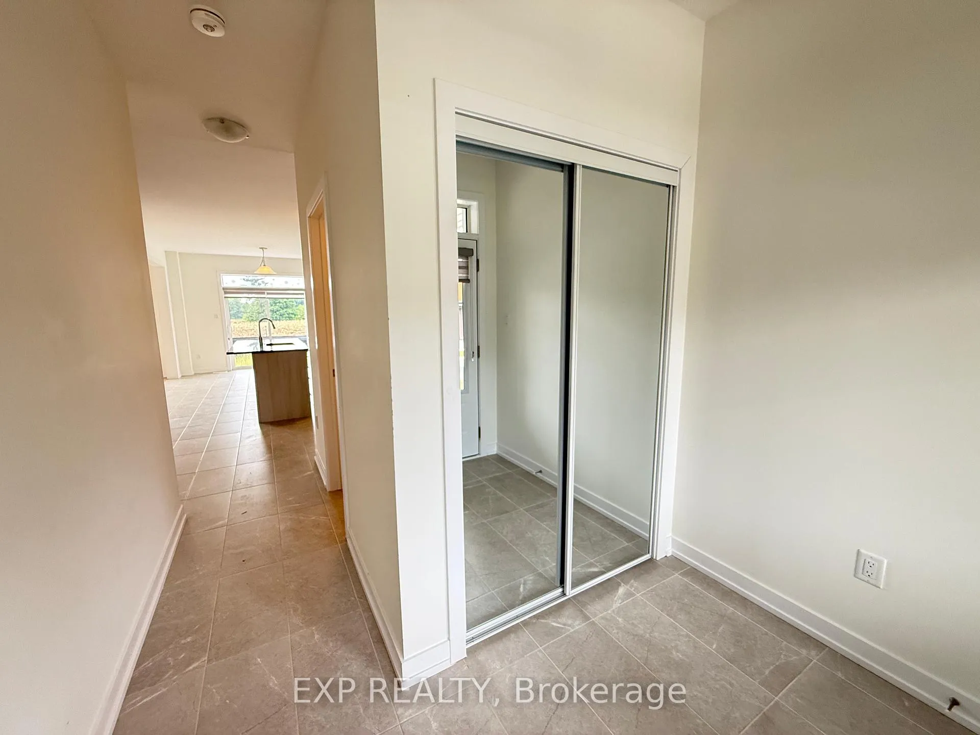 Photo 3 of 51 Monteith Drive, Brantford — HOMEH