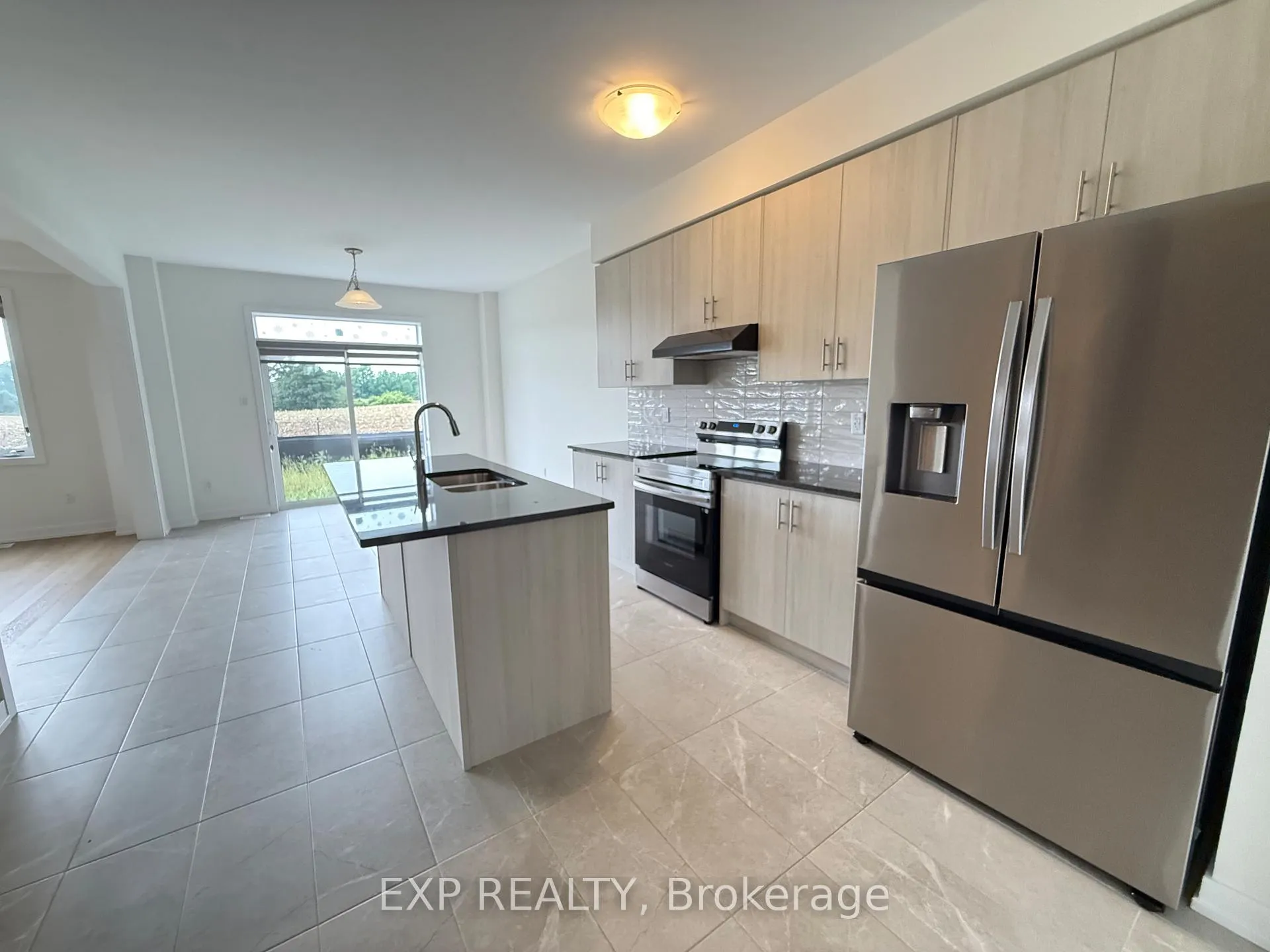 Photo 5 of 51 Monteith Drive, Brantford — HOMEH