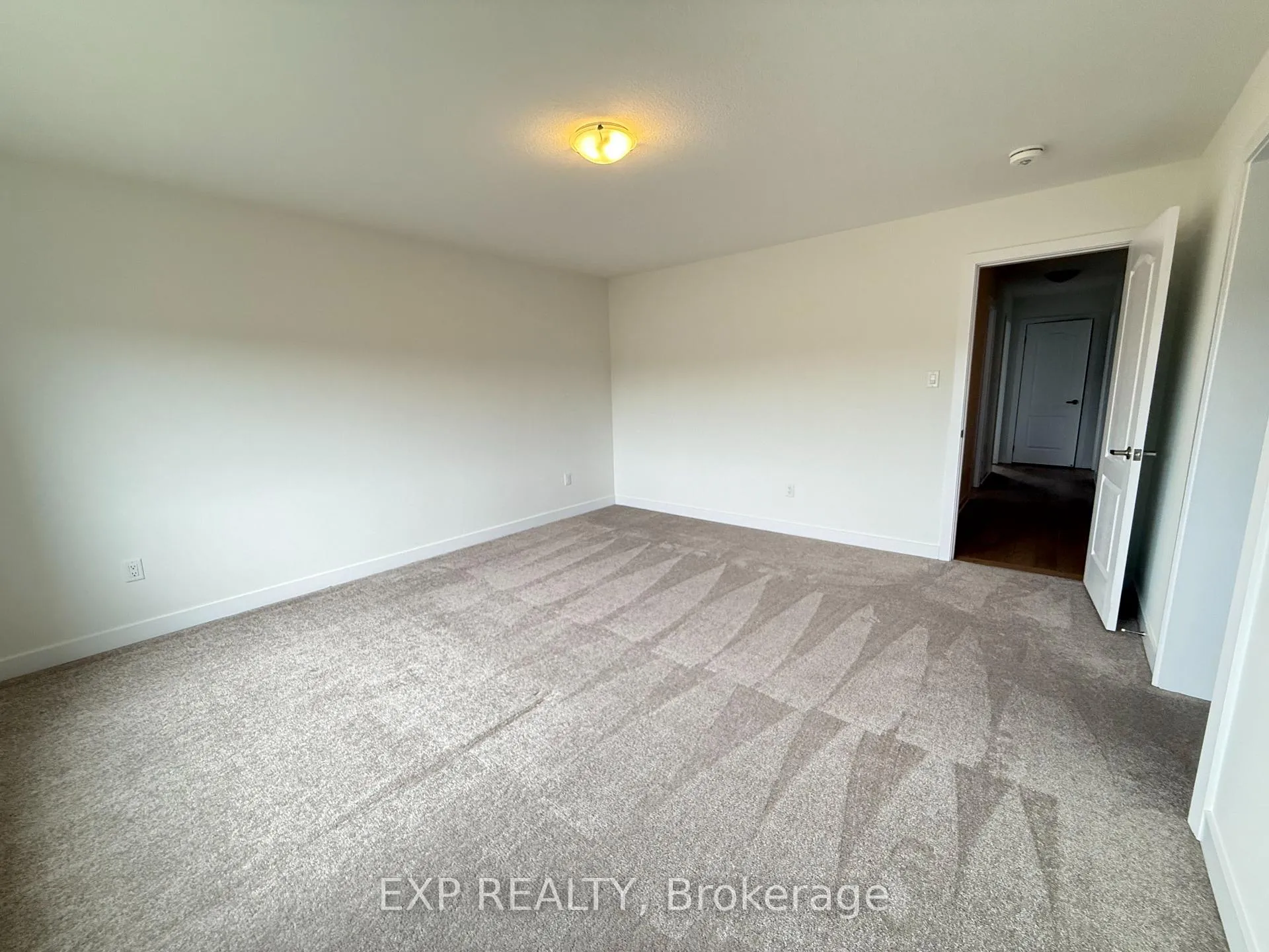Photo 14 of 51 Monteith Drive, Brantford — HOMEH