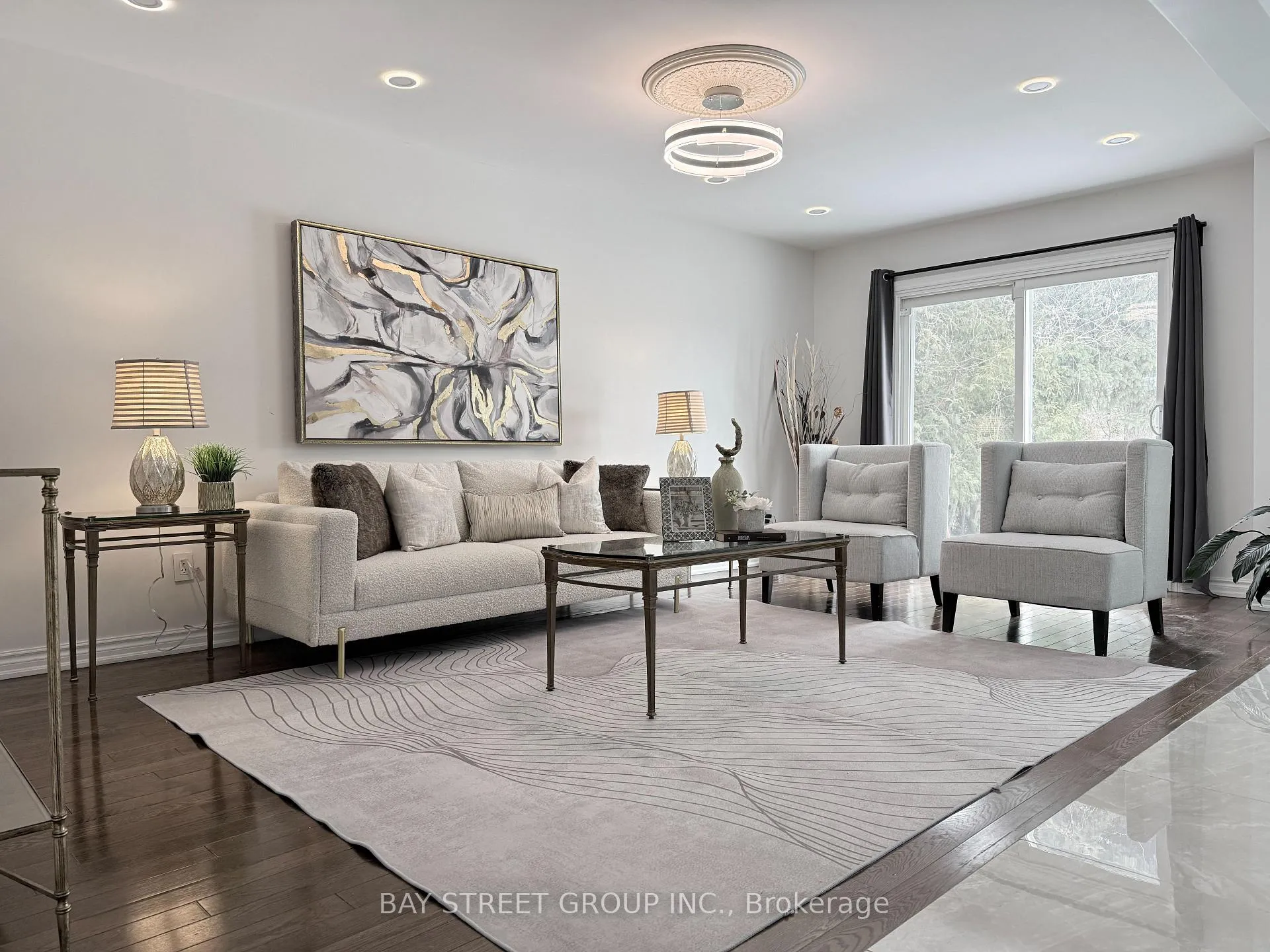 Photo 2 of 212 risebrough Circuit, Markham, Milliken Mills West — HOMEH