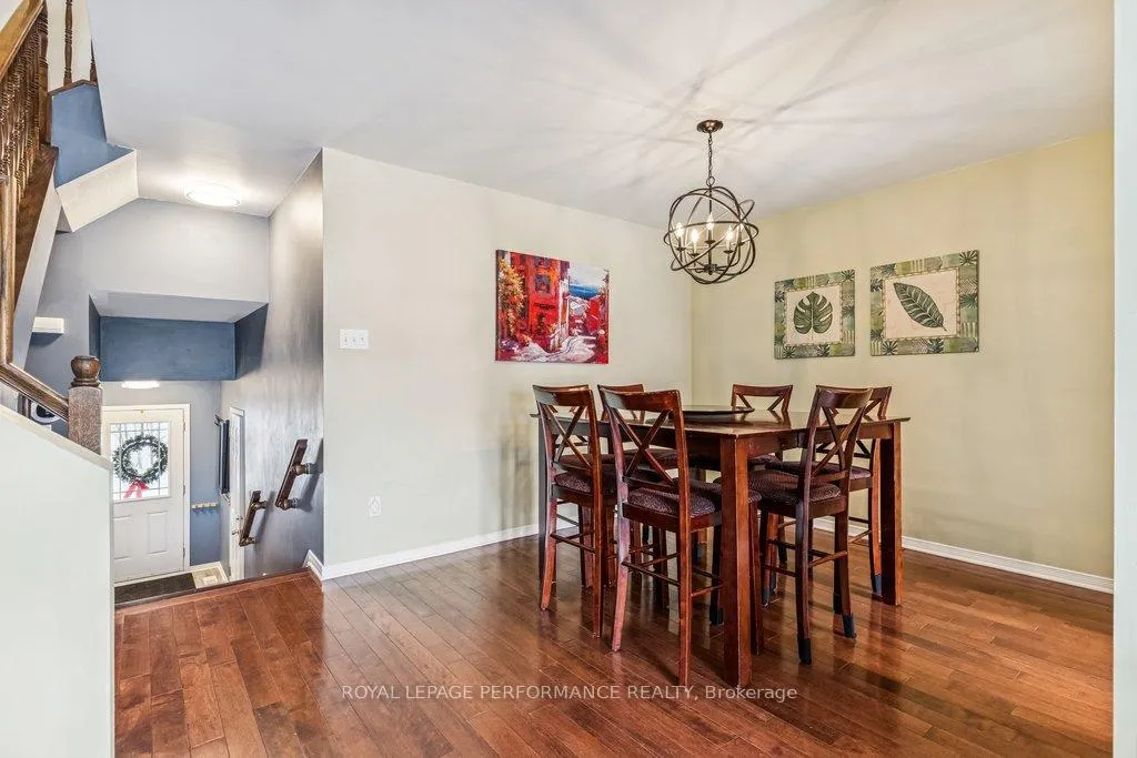 Photo 8 of 223 Catamount Court, Ottawa, Kanata - Emerald Meadows/Trailwest — HOMEH