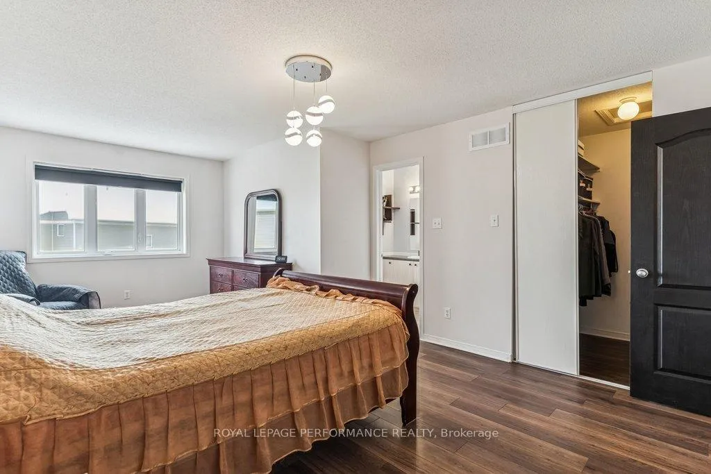 Photo 19 of 223 Catamount Court, Ottawa, Kanata - Emerald Meadows/Trailwest — HOMEH