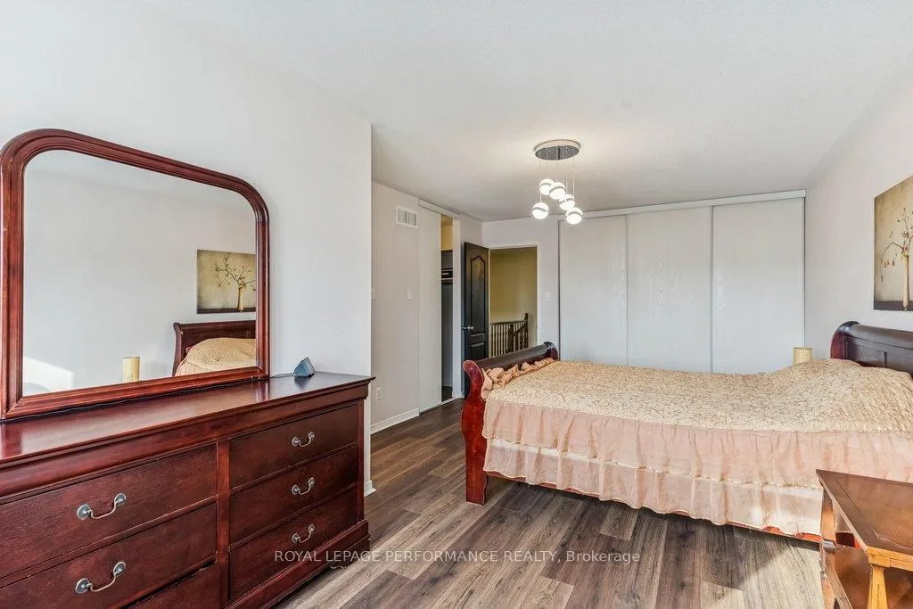 Photo 21 of 223 Catamount Court, Ottawa, Kanata - Emerald Meadows/Trailwest — HOMEH