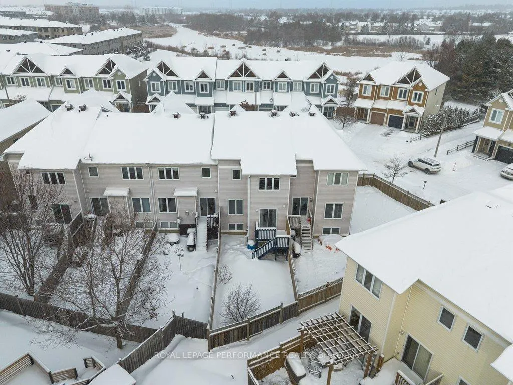 Photo 37 of 223 Catamount Court, Ottawa, Kanata - Emerald Meadows/Trailwest — HOMEH