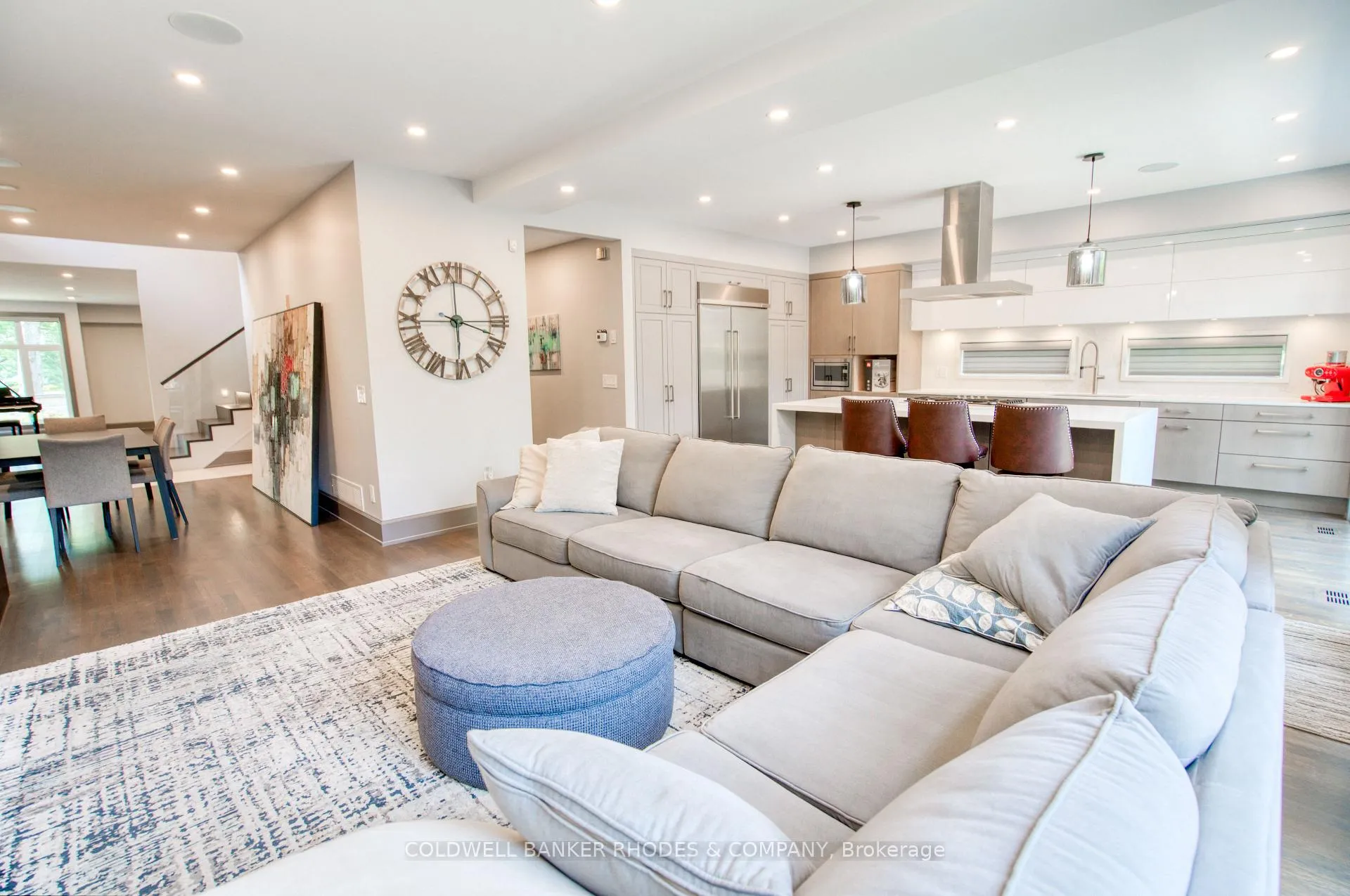 Photo 9 of 379 Crestview Road, Ottawa, Alta Vista/Faircrest Heights — HOMEH