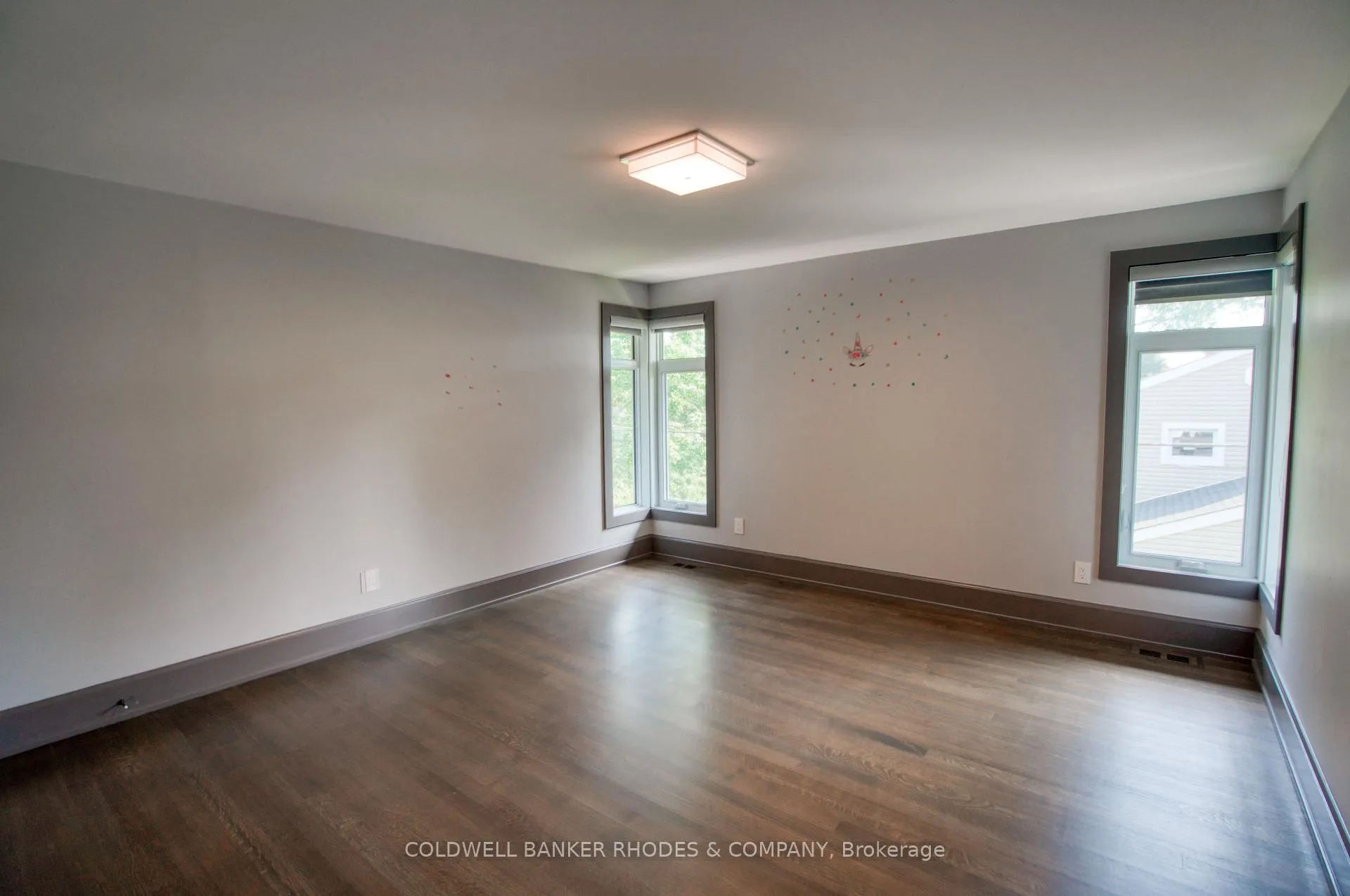 Photo 23 of 379 Crestview Road, Ottawa, Alta Vista/Faircrest Heights — HOMEH