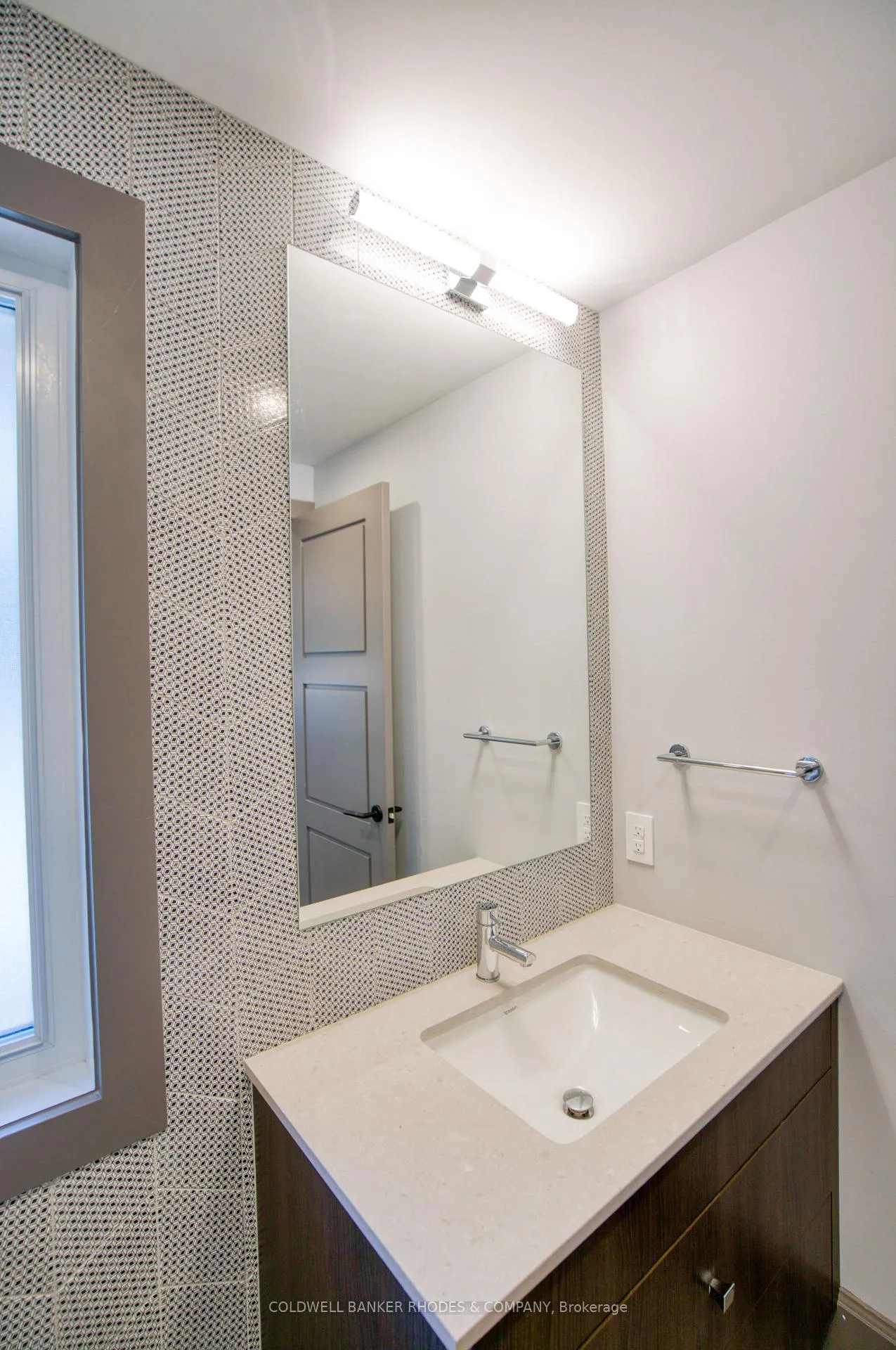 Photo 24 of 379 Crestview Road, Ottawa, Alta Vista/Faircrest Heights — HOMEH