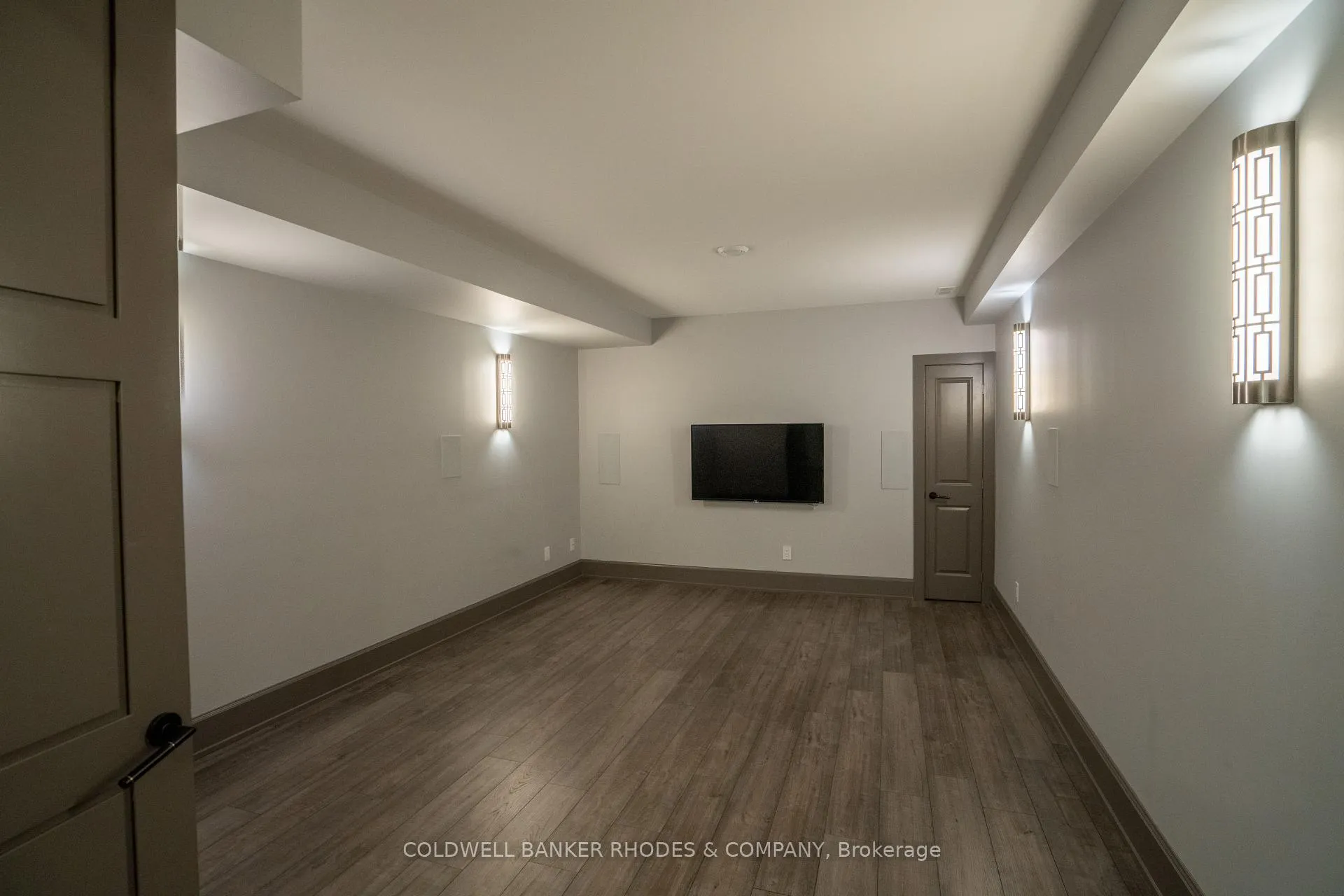 Photo 37 of 379 Crestview Road, Ottawa, Alta Vista/Faircrest Heights — HOMEH