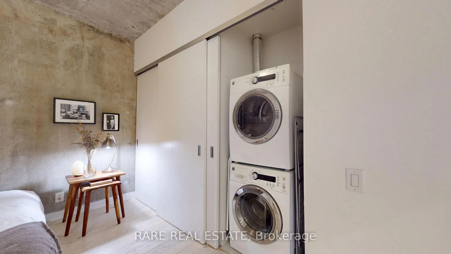Photo 11 of Unit 421, 39 Brant Street, Toronto, Waterfront Communities — HOMEH