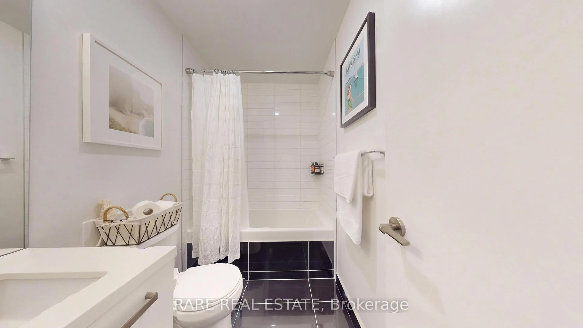 Photo 12 of Unit 421, 39 Brant Street, Toronto, Waterfront Communities — HOMEH