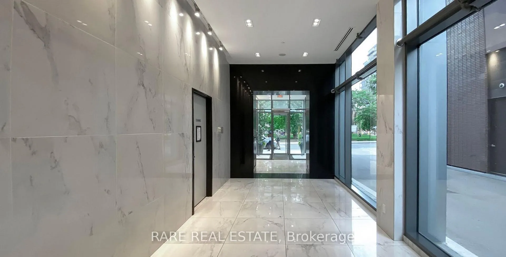 Photo 16 of Unit 421, 39 Brant Street, Toronto, Waterfront Communities — HOMEH