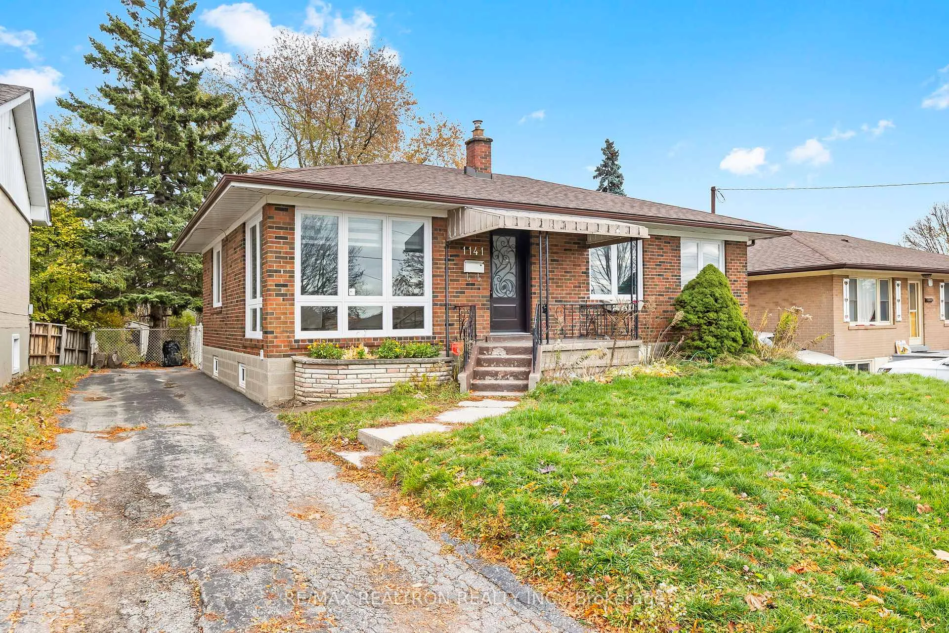 Photo 2 of 1141 Ritson Road, Oshawa, Lakeview — HOMEH