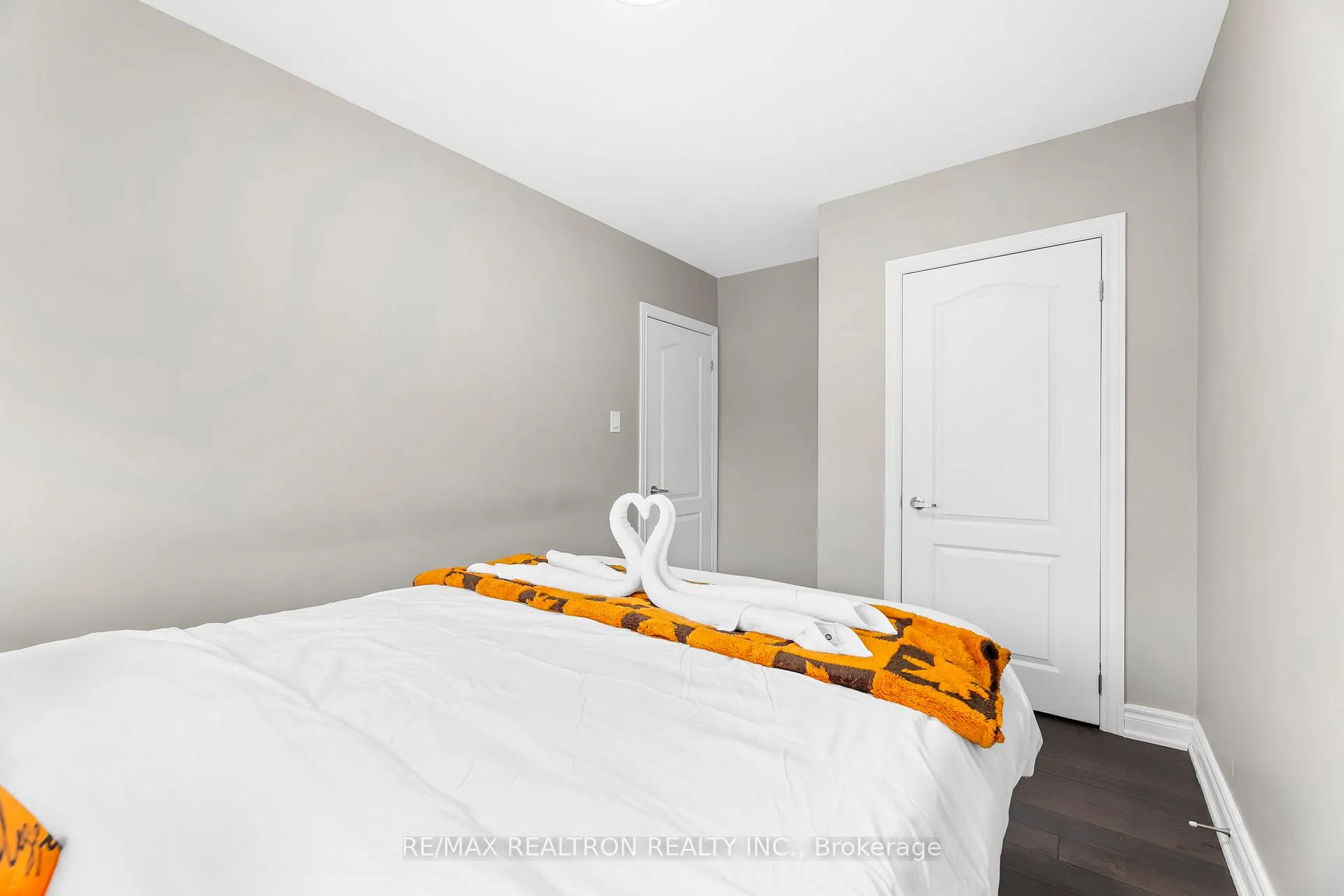Photo 5 of 1141 Ritson Road, Oshawa, Lakeview — HOMEH