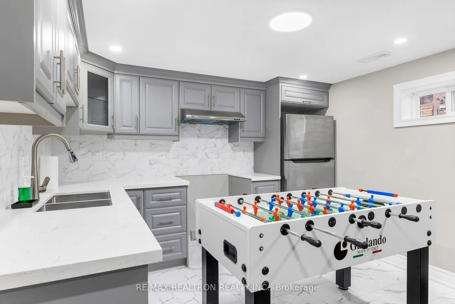 Photo 11 of 1141 Ritson Road, Oshawa, Lakeview — HOMEH