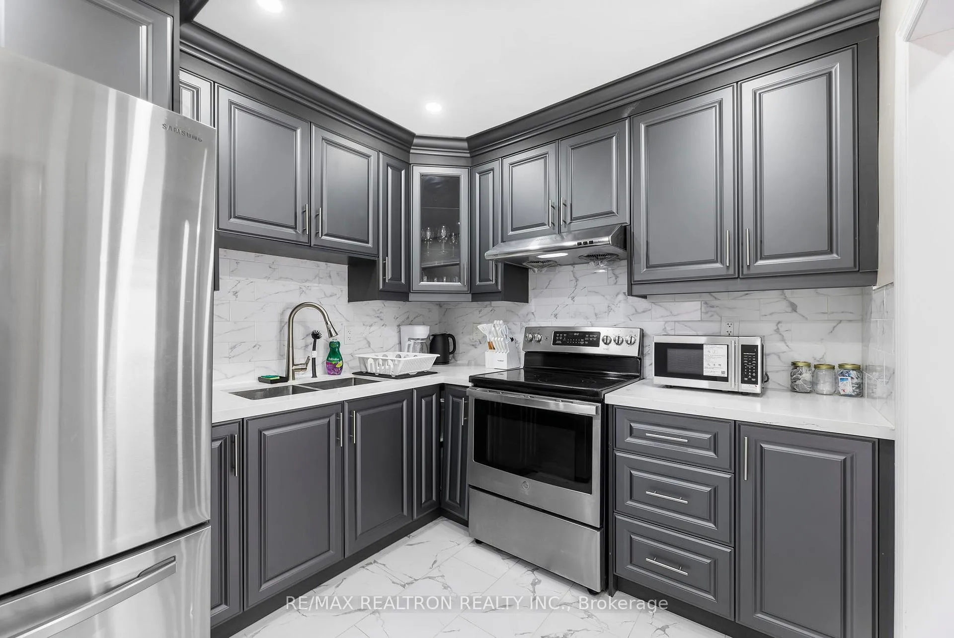 Photo 38 of 1141 Ritson Road, Oshawa, Lakeview — HOMEH