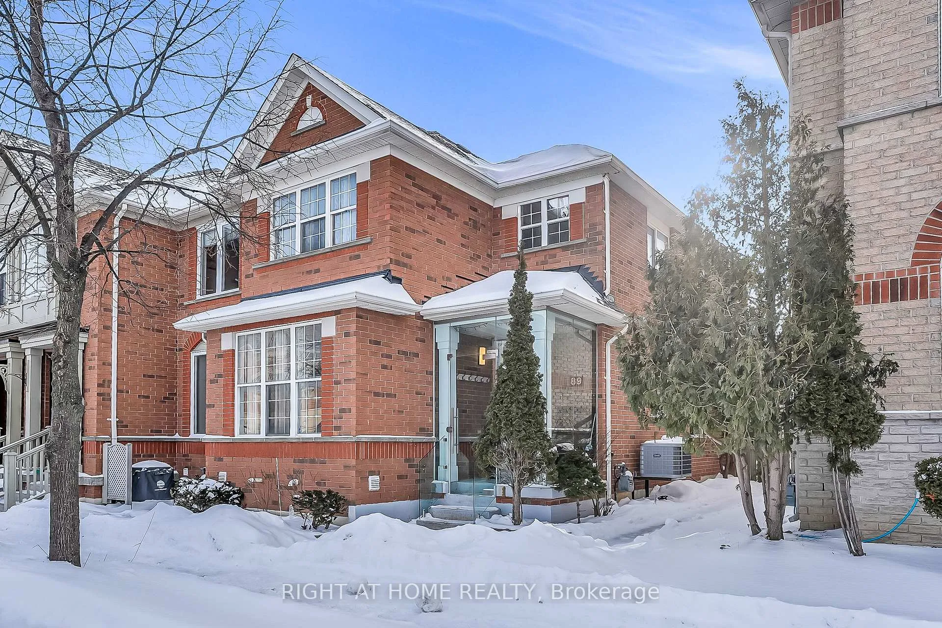Photo 2 of 89 Cornell Park Avenue, Markham, Cornell — HOMEH