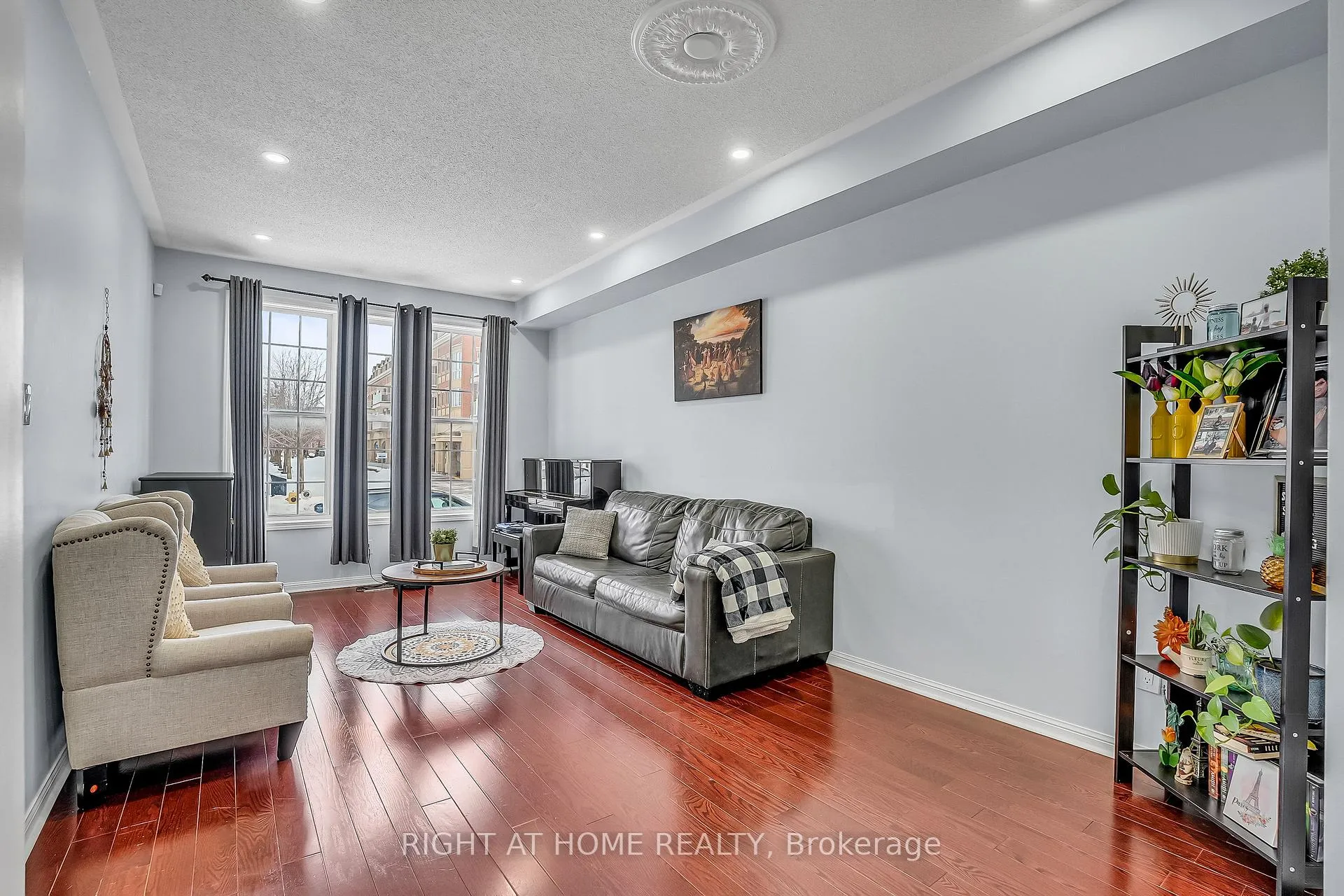 Photo 5 of 89 Cornell Park Avenue, Markham, Cornell — HOMEH