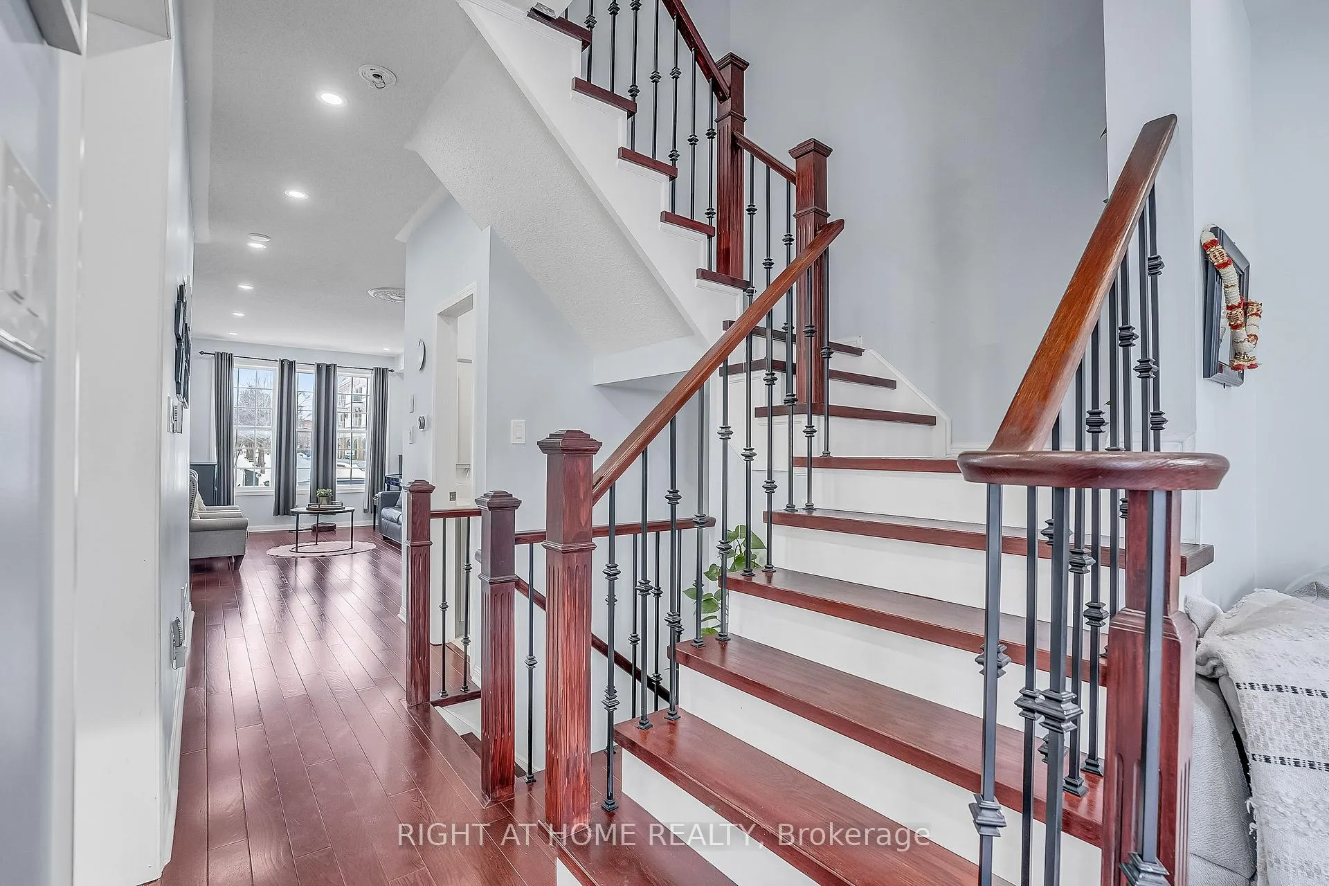 Photo 20 of 89 Cornell Park Avenue, Markham, Cornell — HOMEH