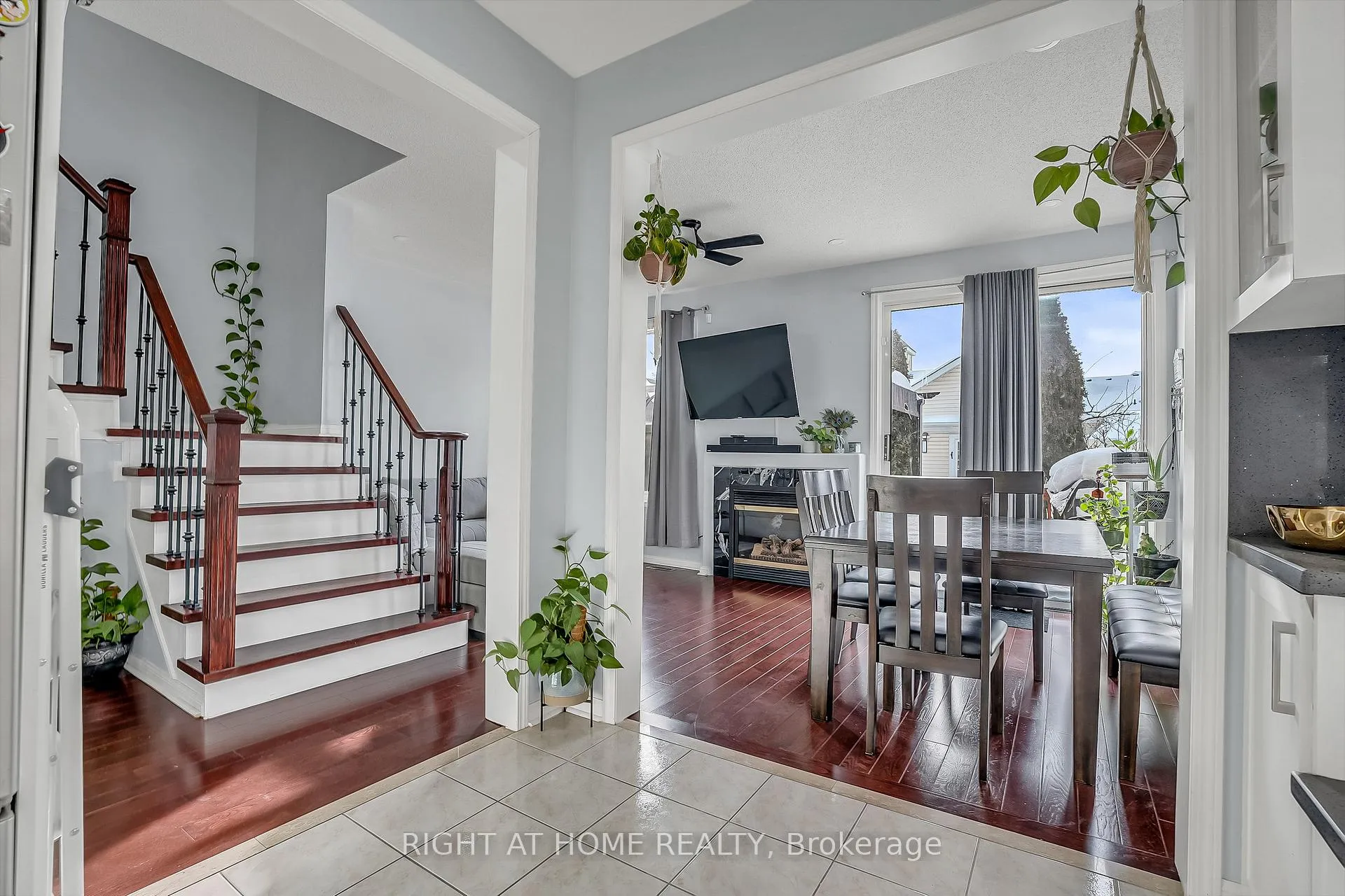 Photo 40 of 89 Cornell Park Avenue, Markham, Cornell — HOMEH