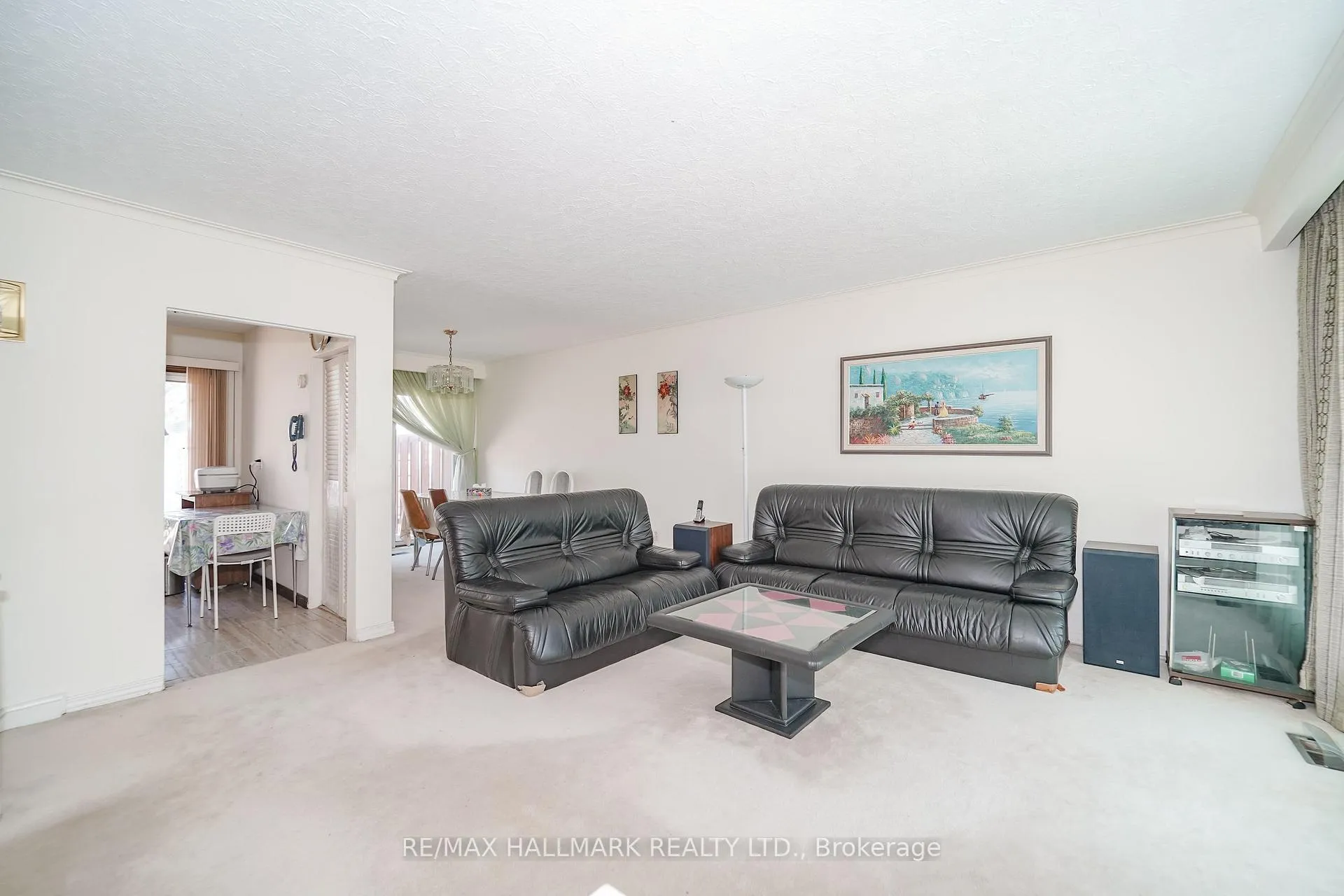 Photo 12 of 60 Vradenberg Drive, Scarborough, Tam O'Shanter-Sullivan — HOMEH
