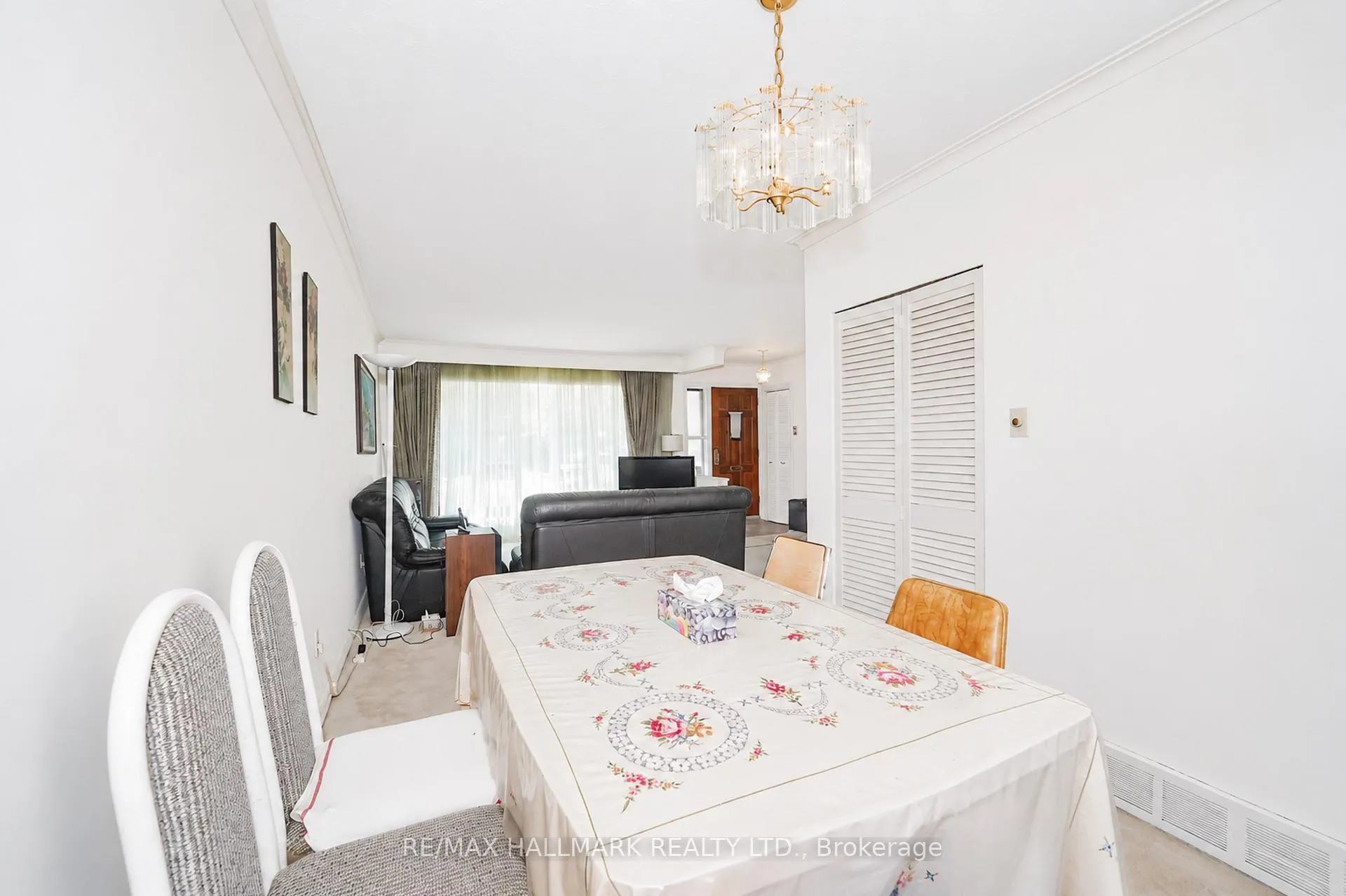 Photo 18 of 60 Vradenberg Drive, Scarborough, Tam O'Shanter-Sullivan — HOMEH